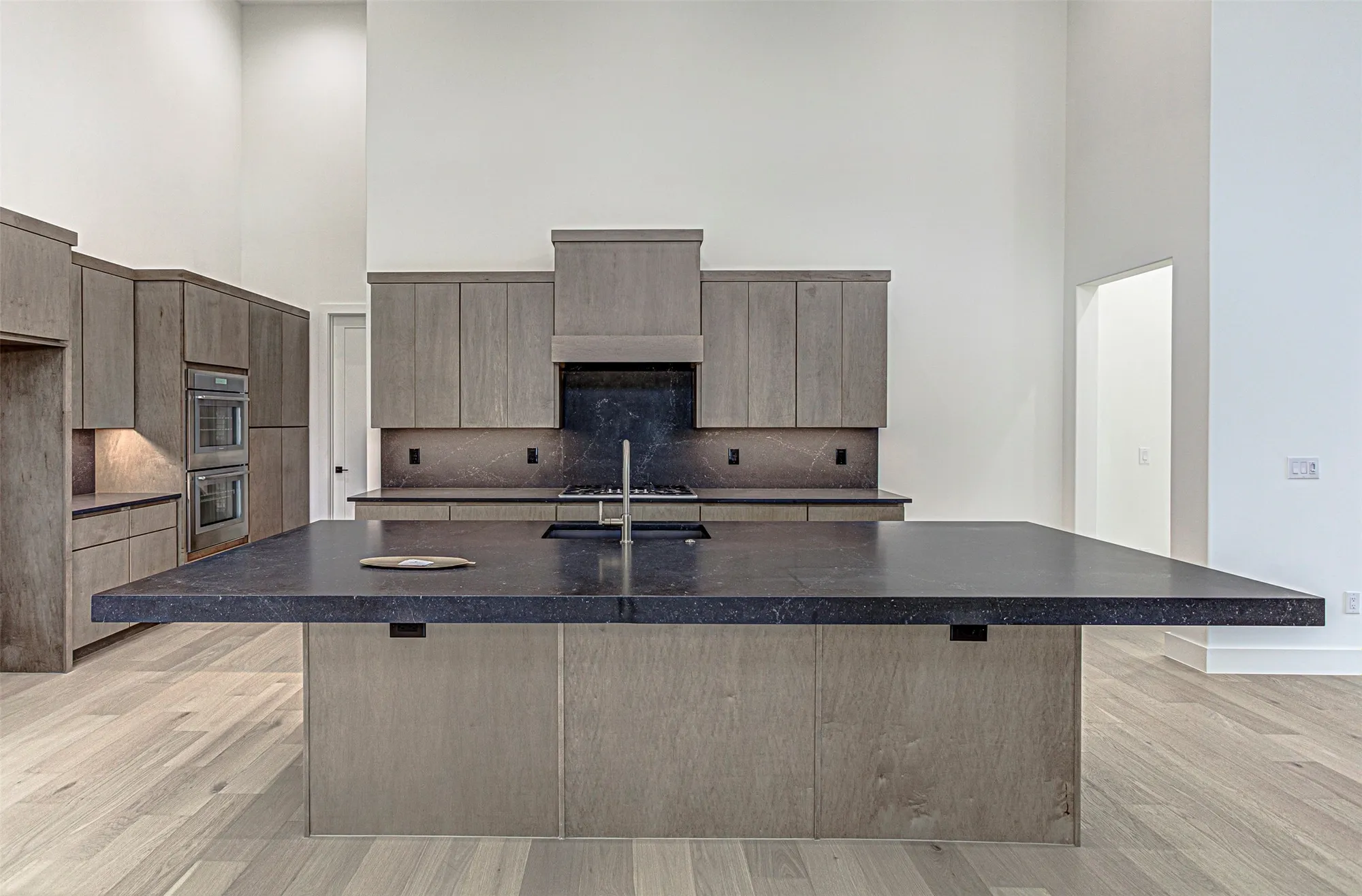 Property Slideshow image 7 of 37 | 101 manciano dr, Horseshoe Bay, TX, 78657