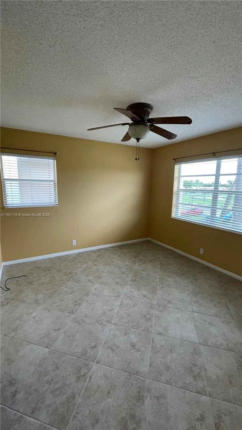 Property Slideshow image 18 of 23 | 110 lake meryl dr apt 216, West Palm Beach, FL, 33411