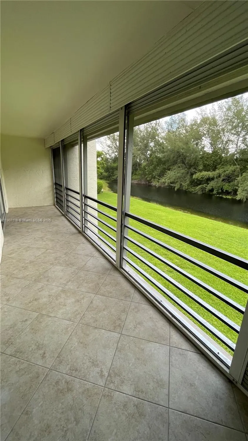 Property Slideshow image 23 of 23 | 110 lake meryl dr apt 216, West Palm Beach, FL, 33411