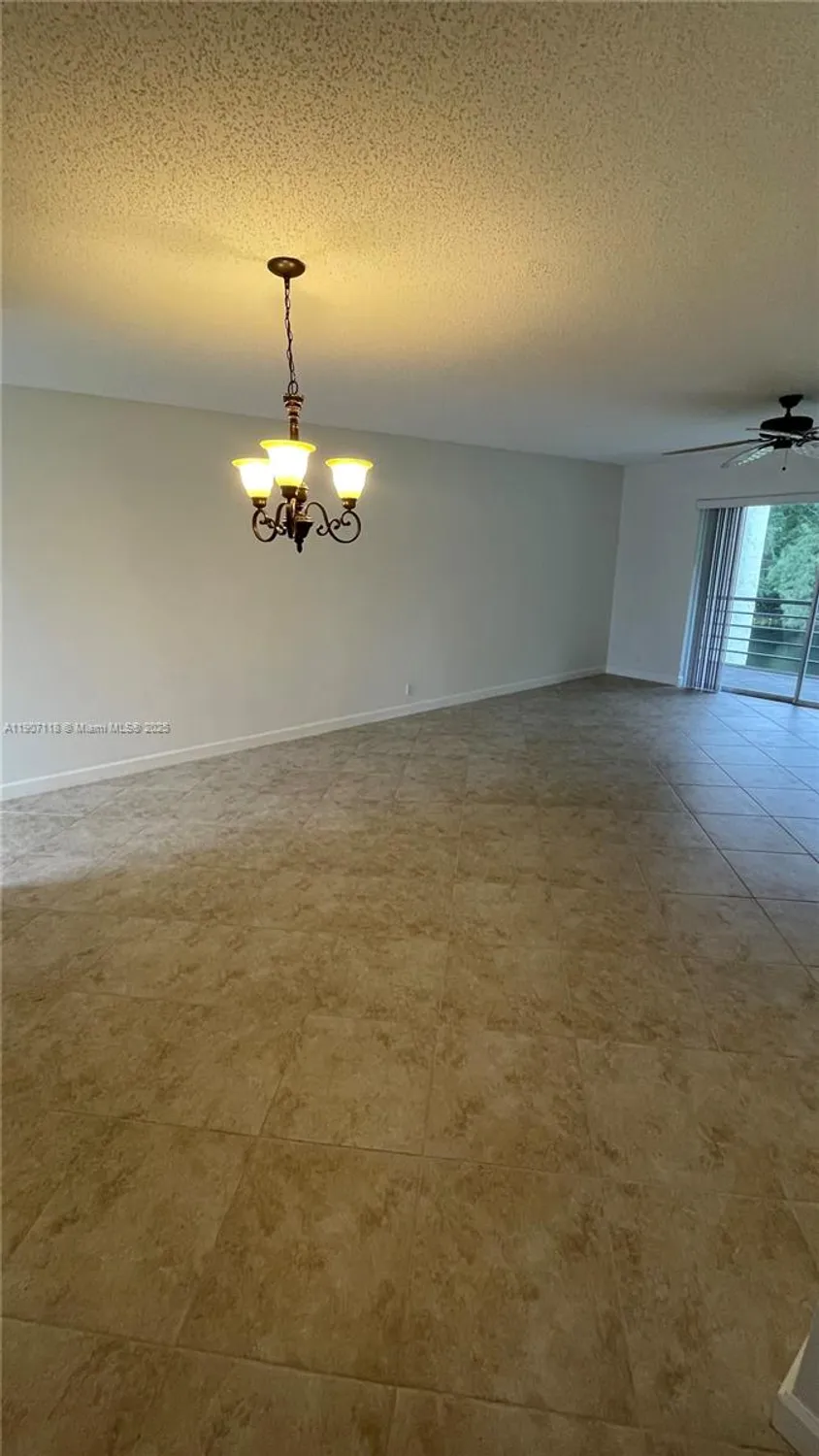 Property Slideshow image 9 of 23 | 110 lake meryl dr apt 216, West Palm Beach, FL, 33411