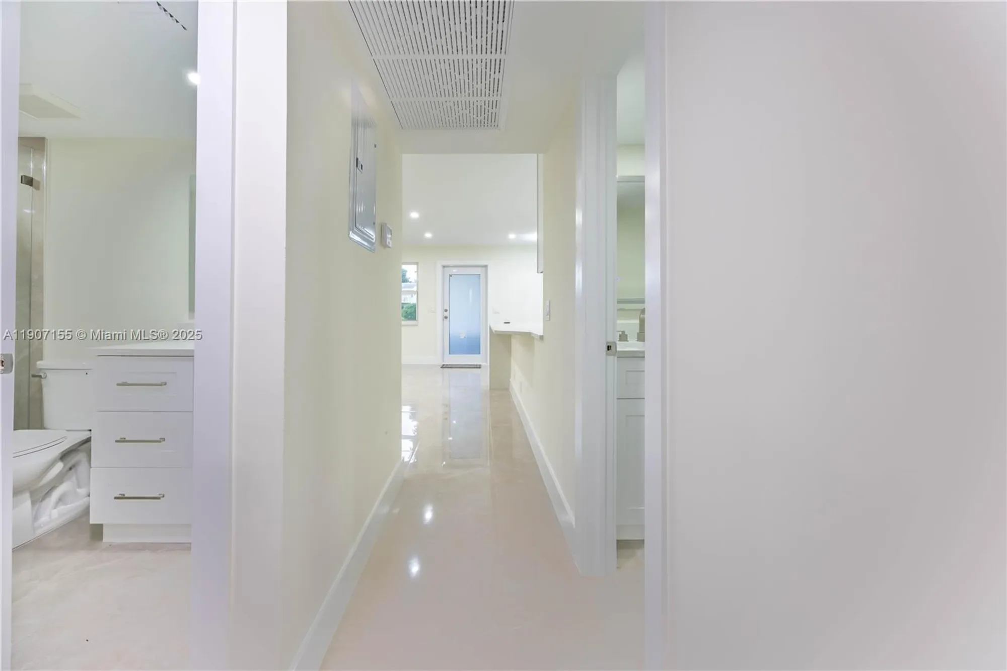 Property Slideshow image 12 of 23 | 211 durham e unit e, Deerfield Beach, FL, 33442