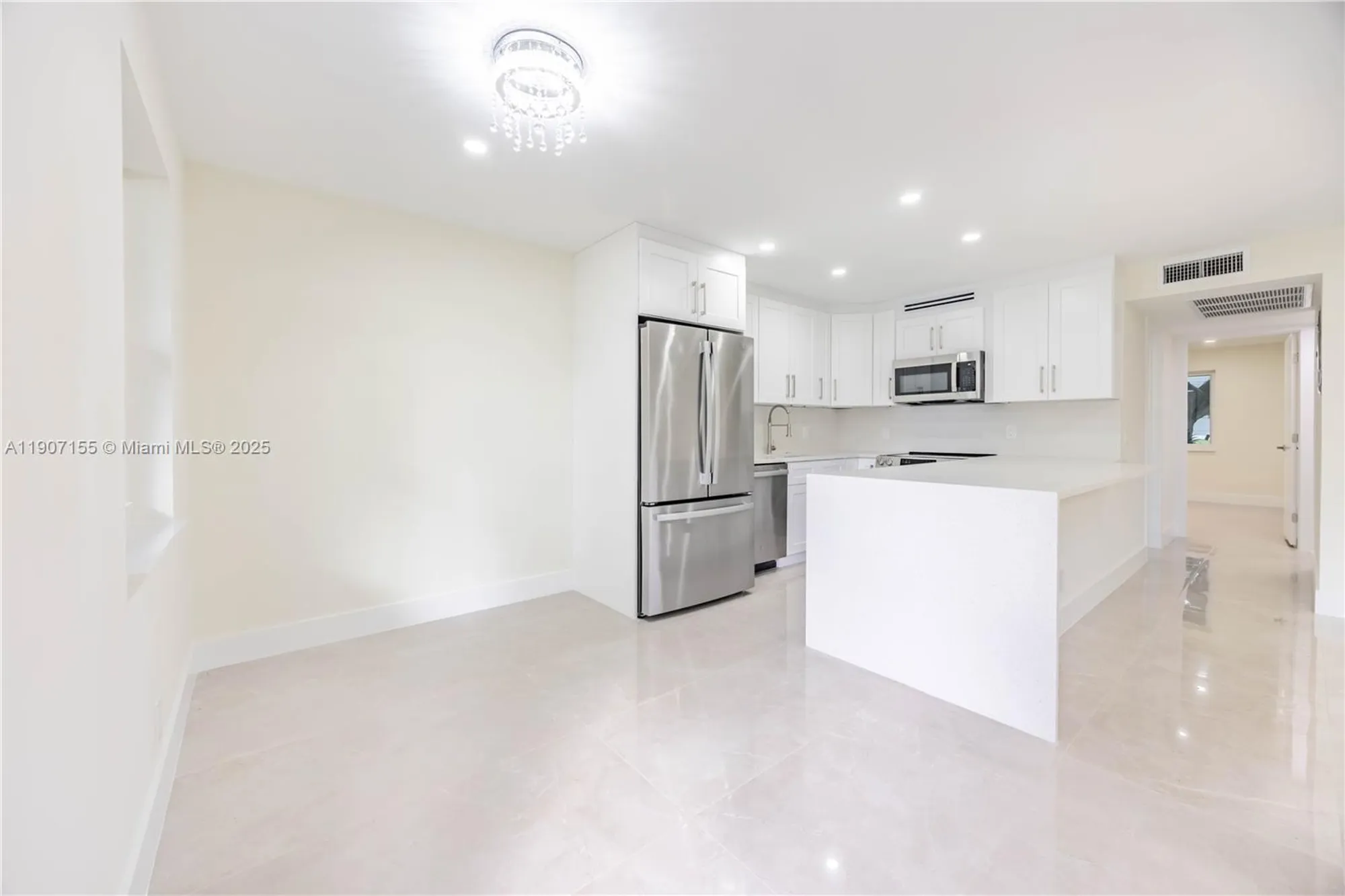 Property Slideshow image 2 of 23 | 211 durham e unit e, Deerfield Beach, FL, 33442