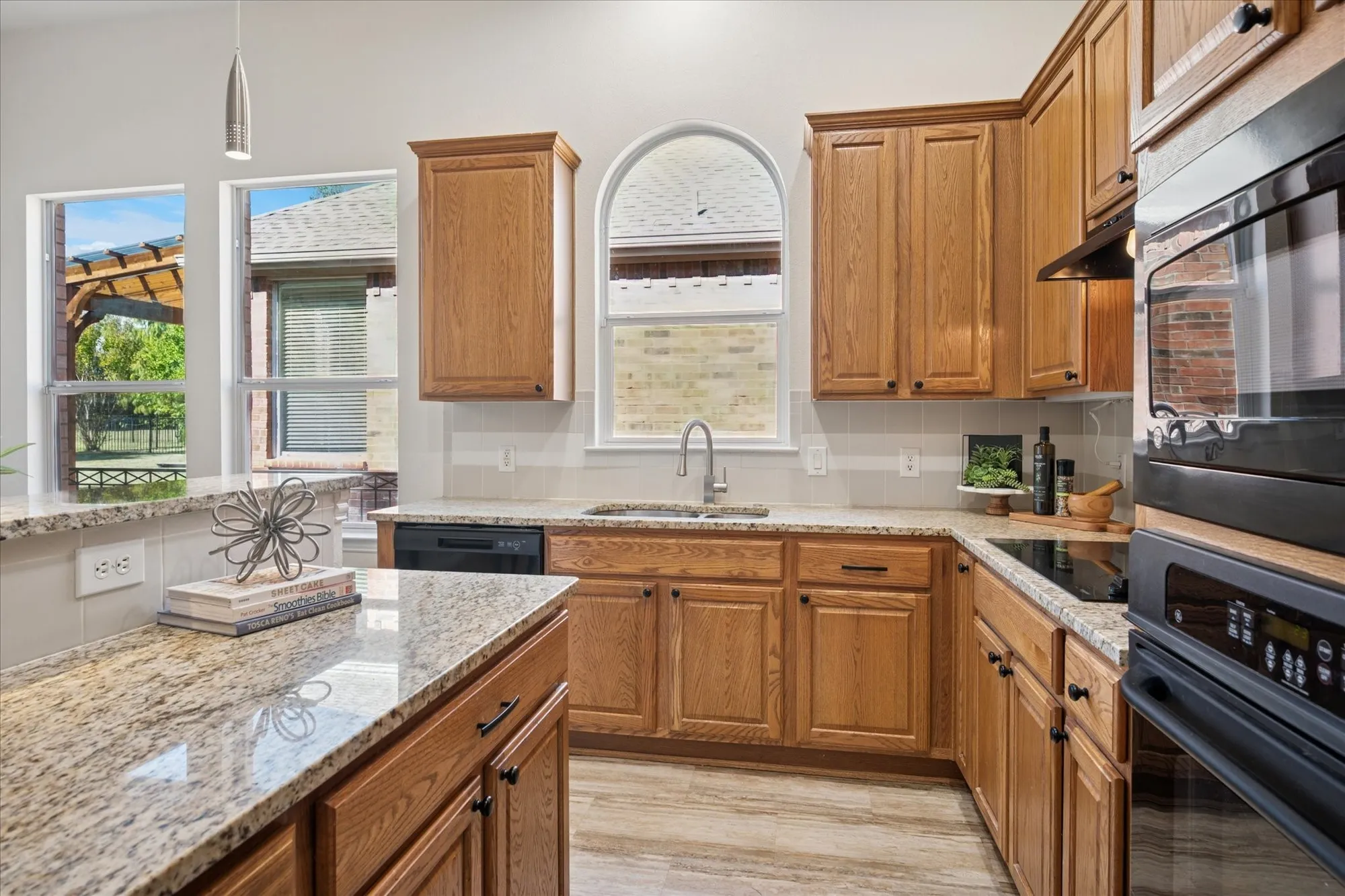 Property Slideshow image 15 of 23 | 351 rio bravo dr, Fairview, TX, 75069