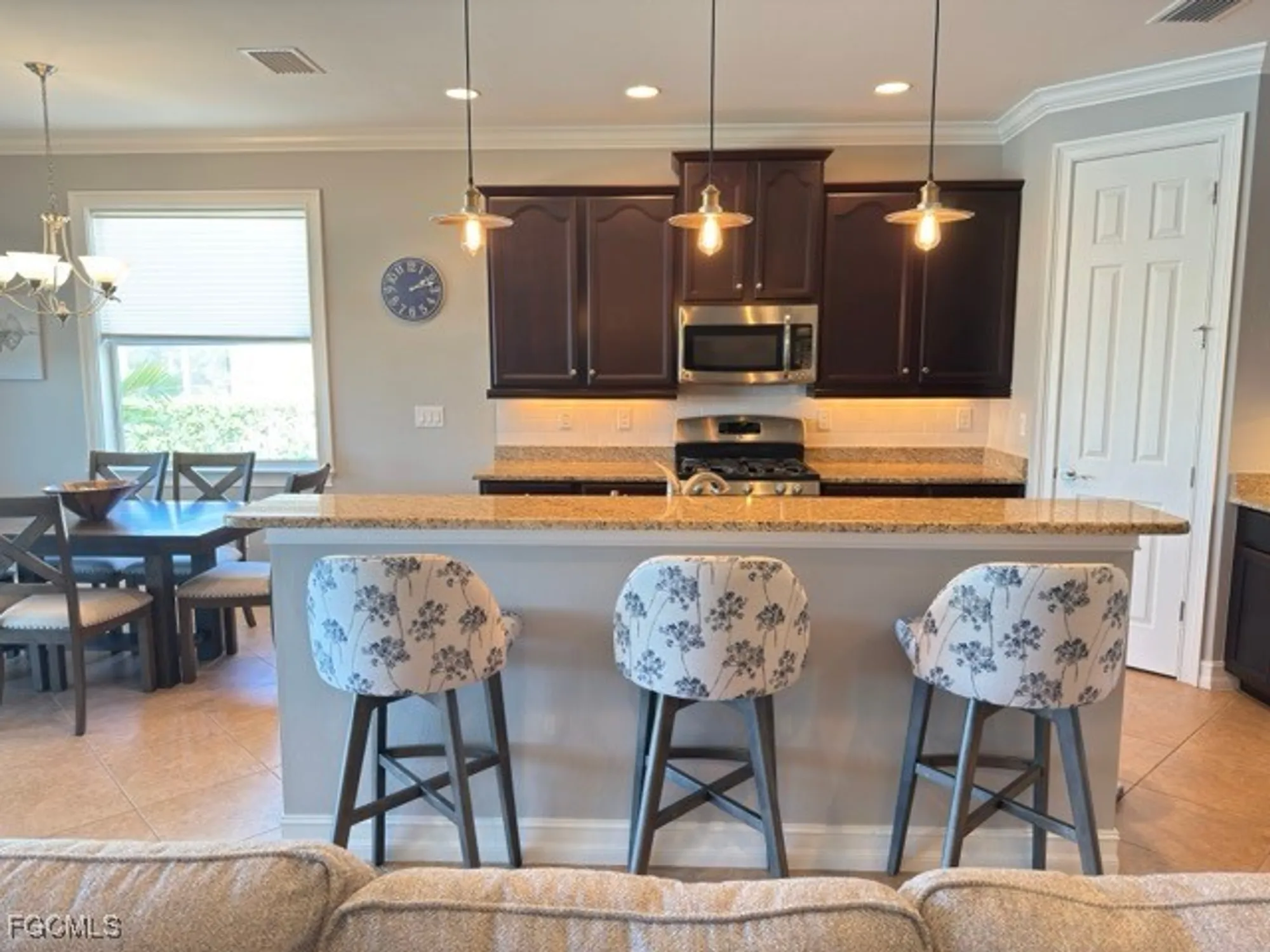 Property Slideshow image 32 of 43 | 3940 otter bend cir, Fort Myers, FL, 33905