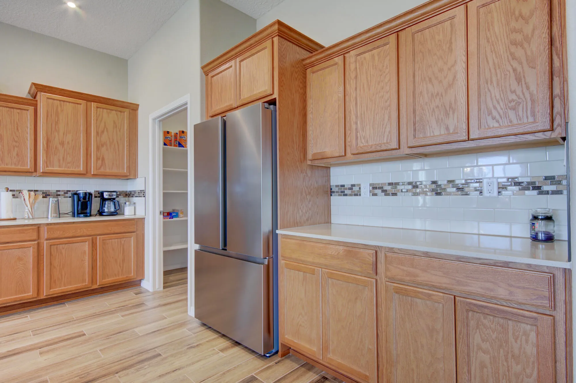 Property Slideshow image 14 of 38 | 460 rio chama cir sw, Los Lunas, NM, 87031
