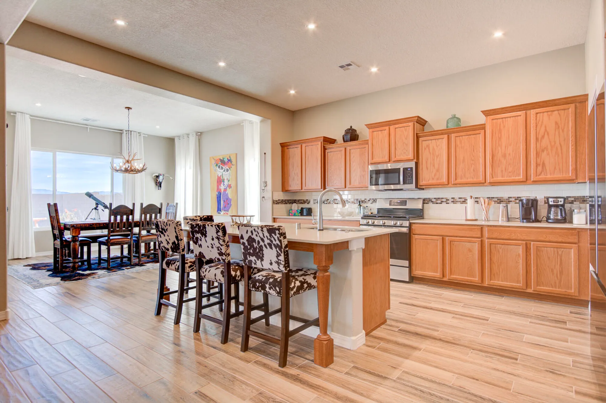 Property Slideshow image 17 of 38 | 460 rio chama cir sw, Los Lunas, NM, 87031