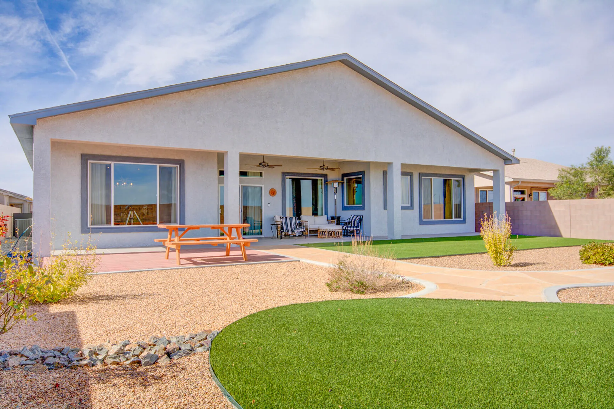 Property Slideshow image 22 of 38 | 460 rio chama cir sw, Los Lunas, NM, 87031