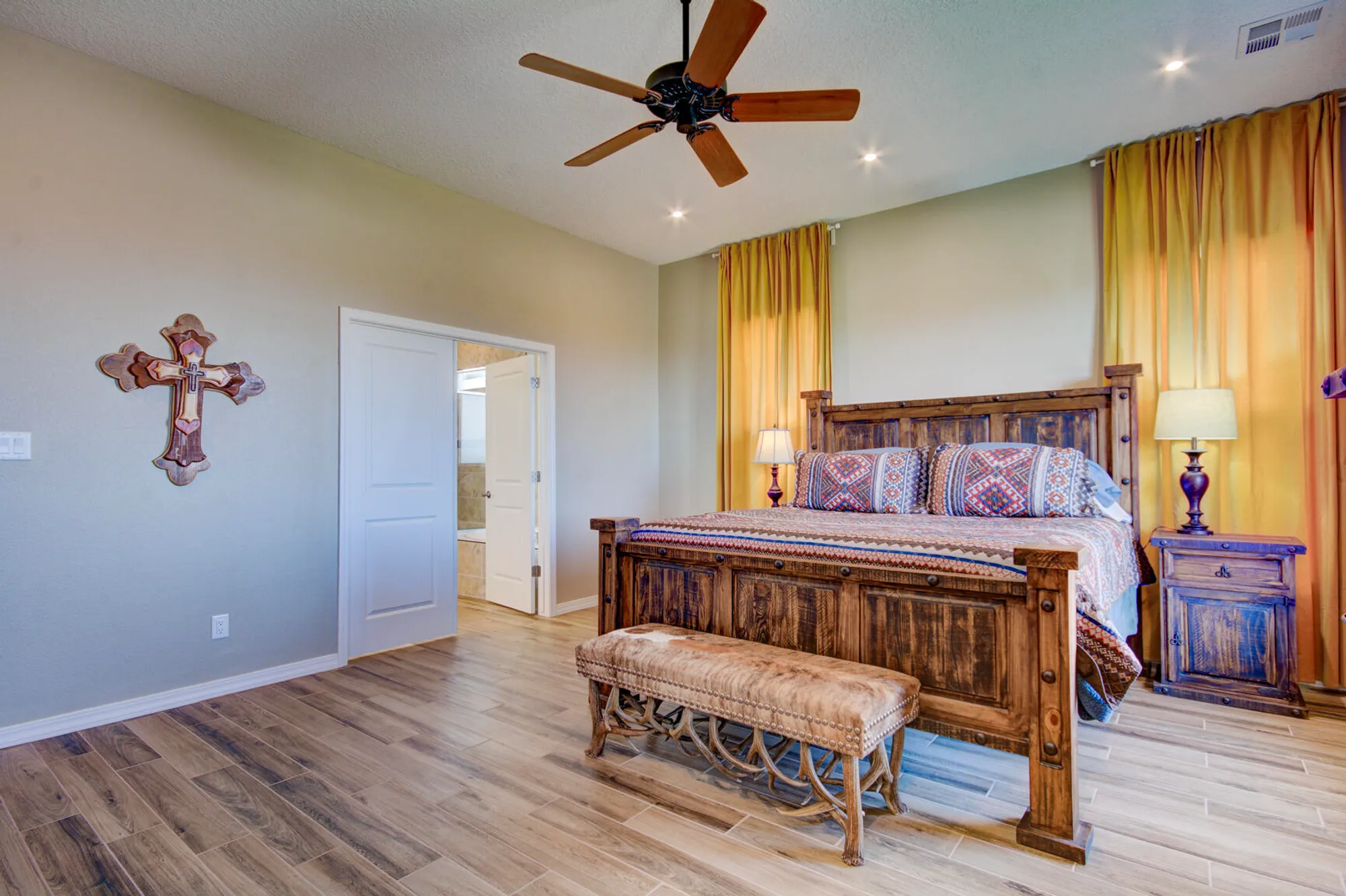 Property Slideshow image 35 of 38 | 460 rio chama cir sw, Los Lunas, NM, 87031