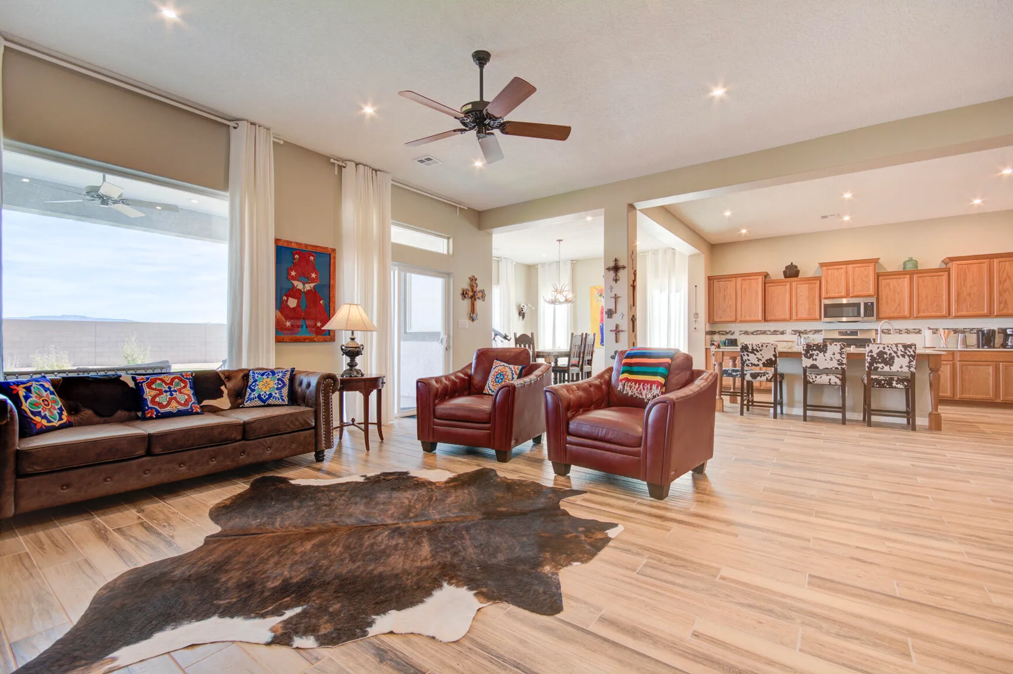 Property Slideshow image 6 of 38 | 460 rio chama cir sw, Los Lunas, NM, 87031