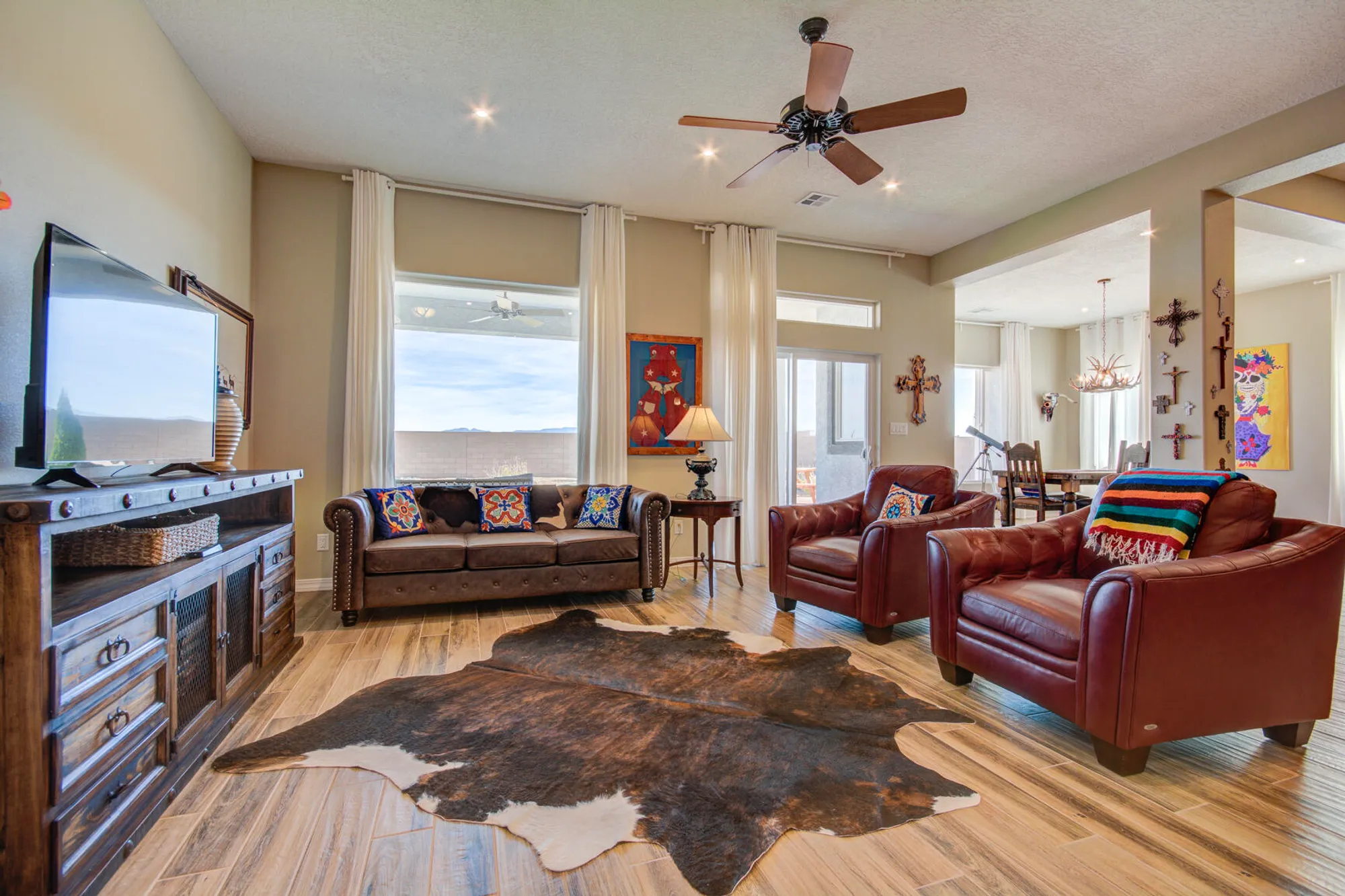 Property Slideshow image 7 of 38 | 460 rio chama cir sw, Los Lunas, NM, 87031