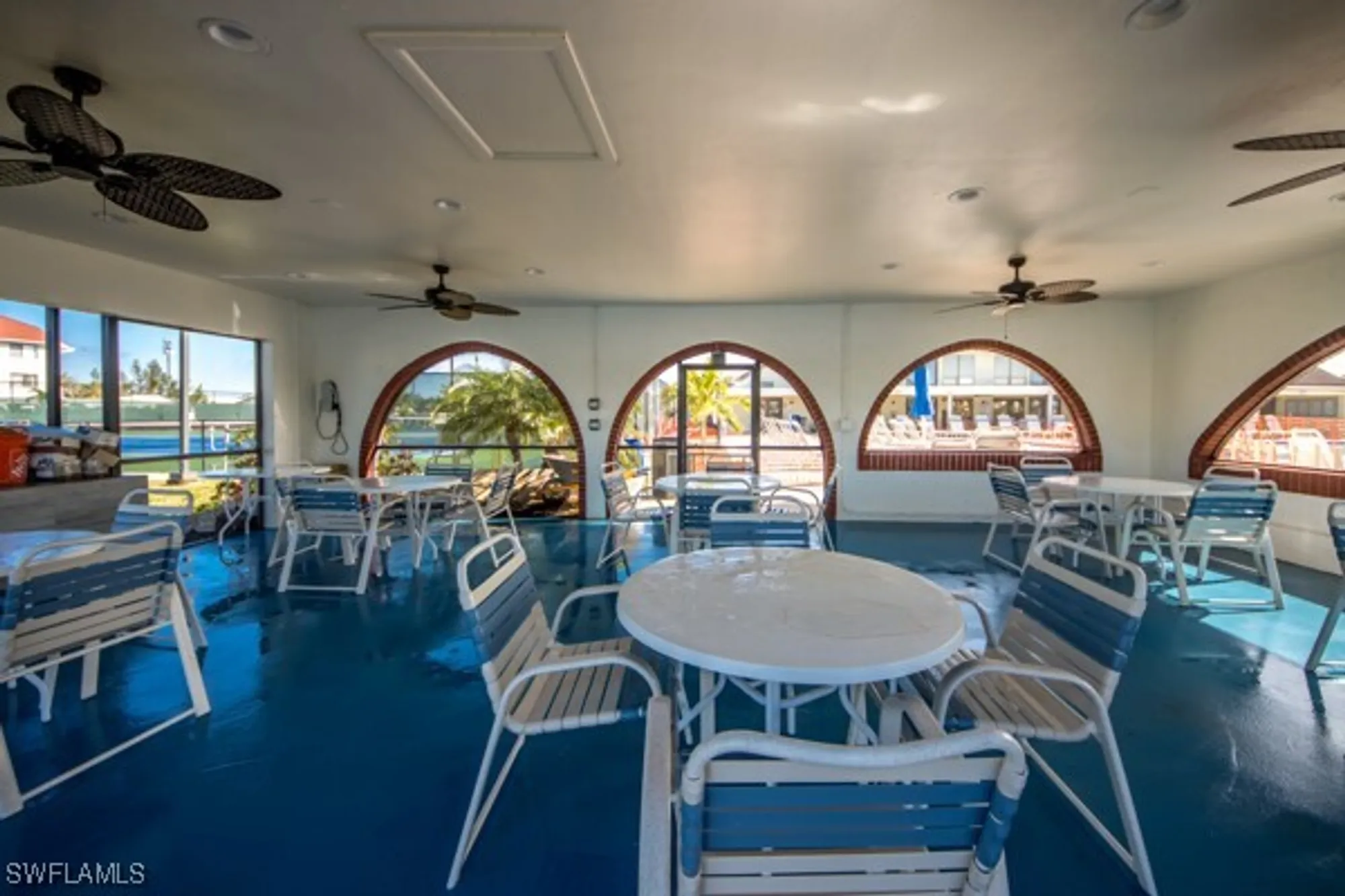 Property Slideshow image 34 of 46 | 11110 caravel cir apt 205, Fort Myers, FL, 33908