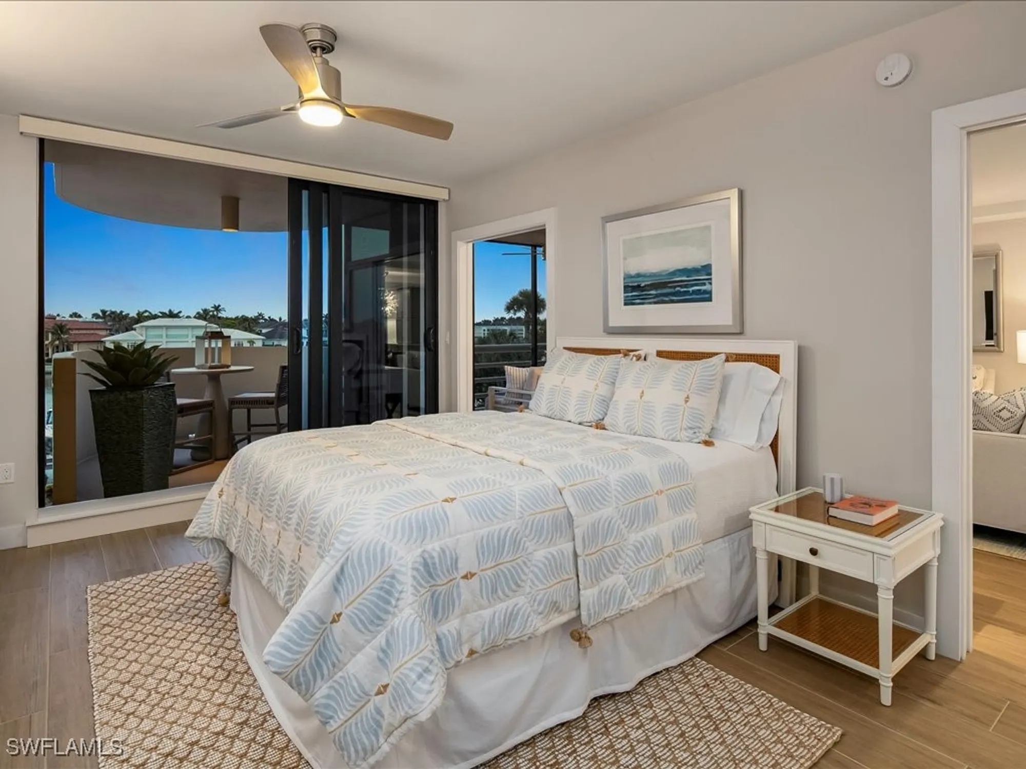 Property Slideshow image 18 of 42 | 3100 gulf shore blvd n apt 201, Naples, FL, 34103