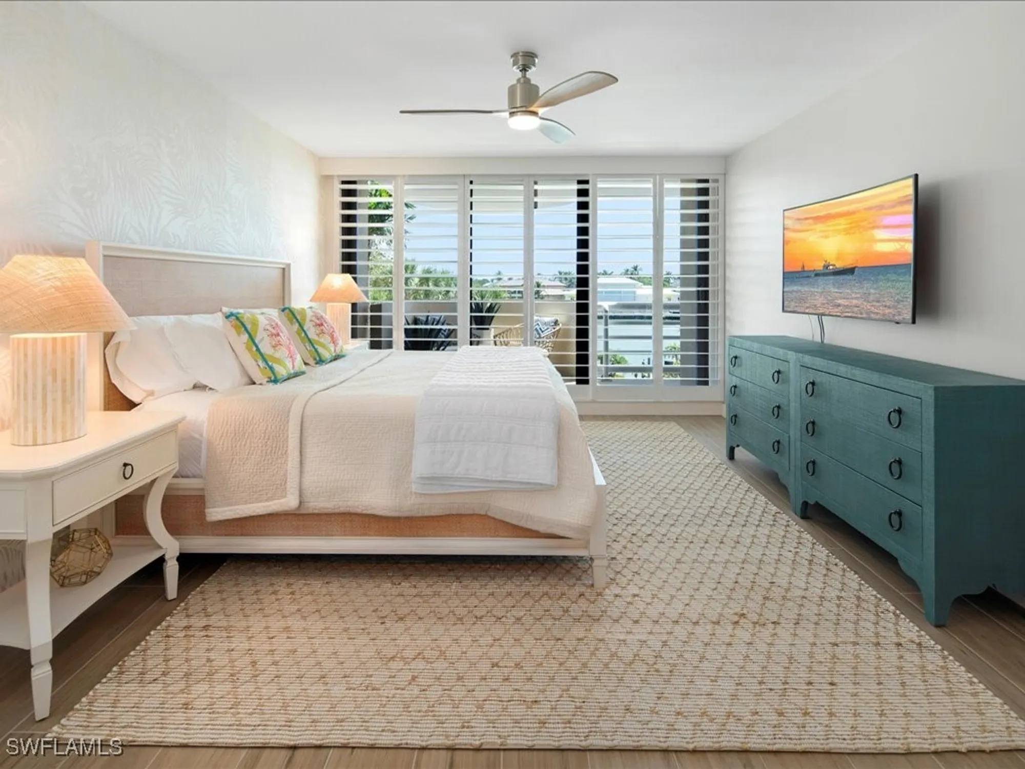 Property Slideshow image 23 of 42 | 3100 gulf shore blvd n apt 201, Naples, FL, 34103