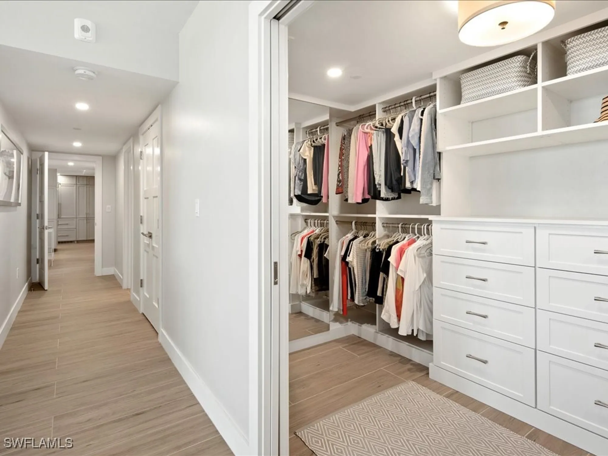 Property Slideshow image 30 of 42 | 3100 gulf shore blvd n apt 201, Naples, FL, 34103