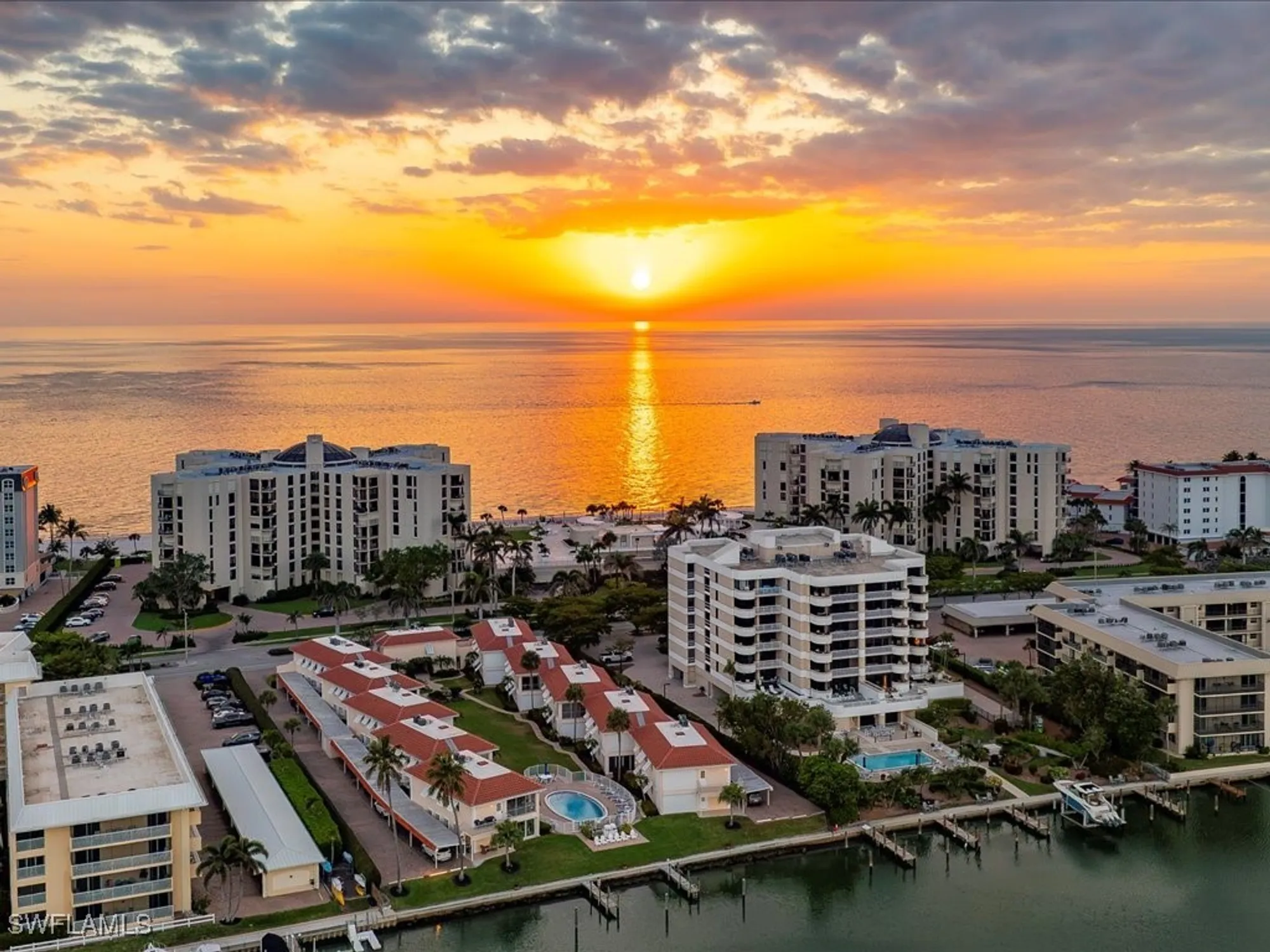 Property Slideshow image 41 of 42 | 3100 gulf shore blvd n apt 201, Naples, FL, 34103