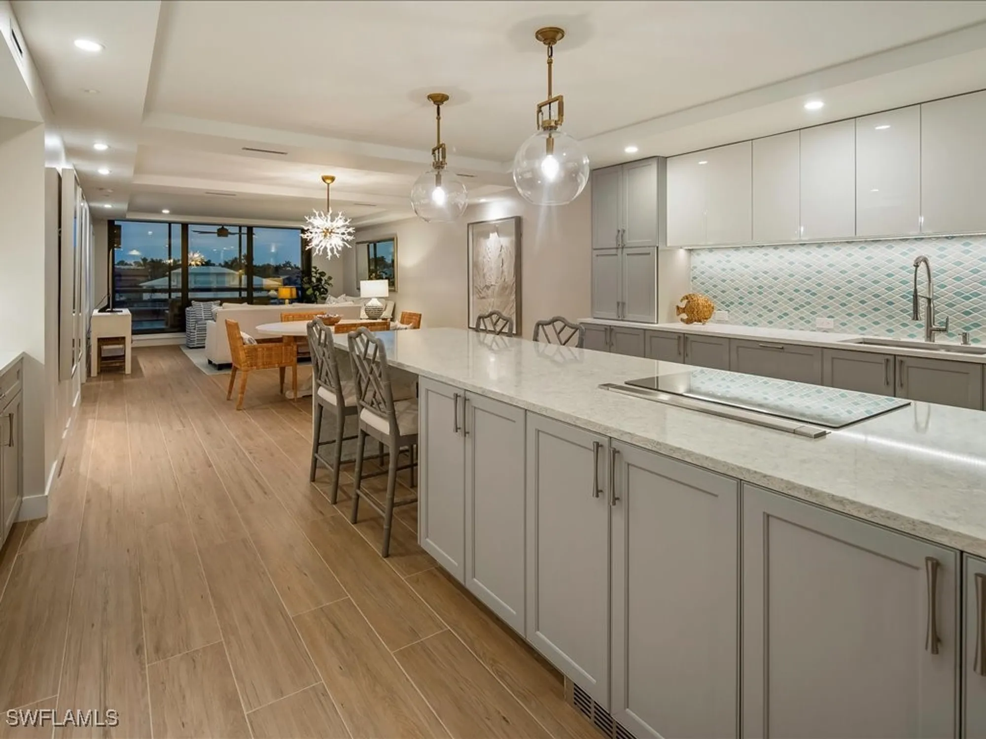 Property Slideshow image 5 of 42 | 3100 gulf shore blvd n apt 201, Naples, FL, 34103