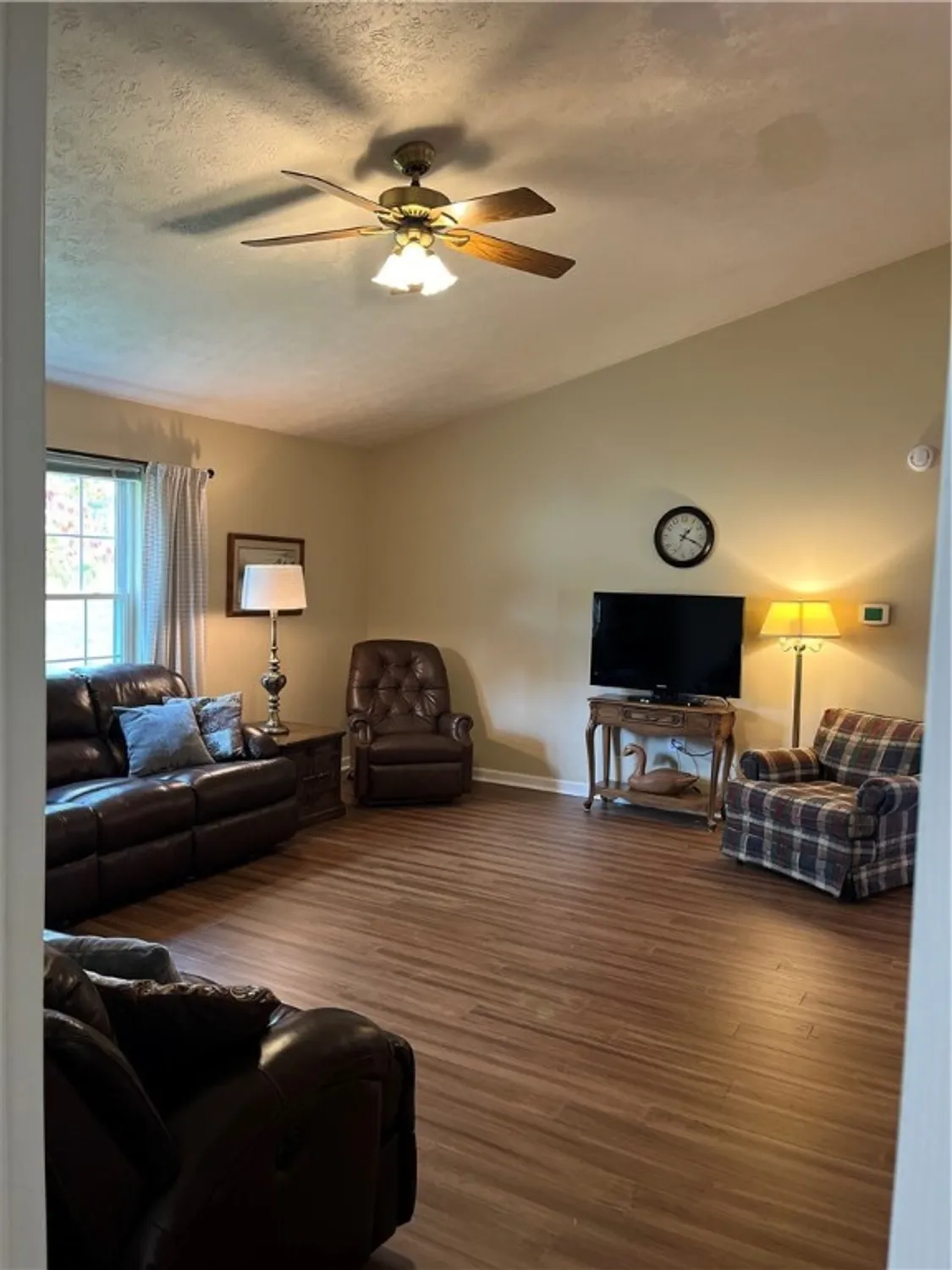 Property Slideshow image 4 of 39 | 50 blueberry ln, Wexford, PA, 15090