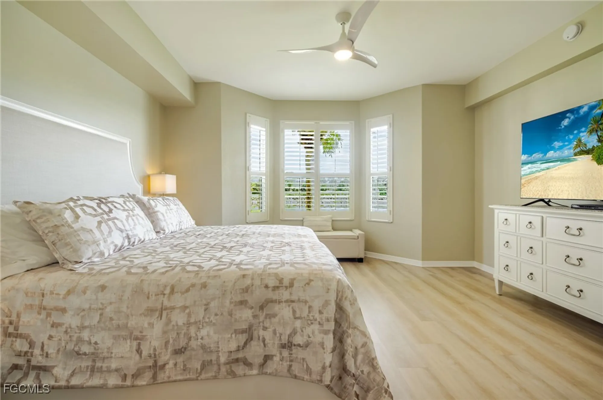 Property Slideshow image 24 of 50 | 10381 mcarthur palm ln apt 2711, Fort Myers, FL, 33966