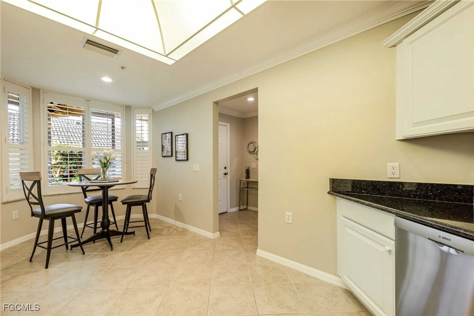 Property Slideshow image 43 of 50 | 10381 mcarthur palm ln apt 2711, Fort Myers, FL, 33966
