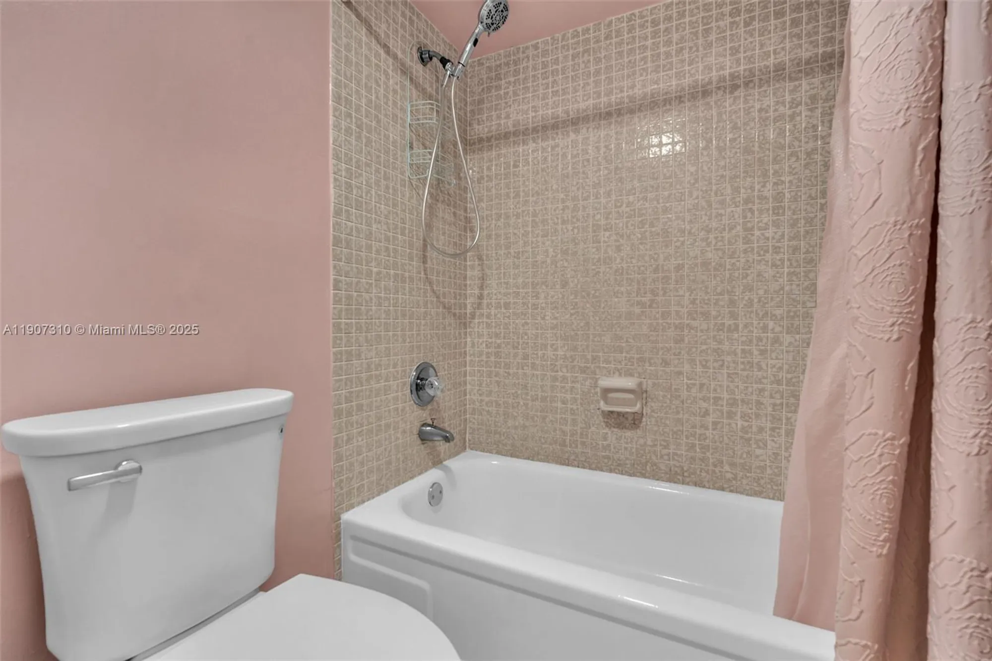 Property Slideshow image 15 of 18 | 900 saint charles pl ph 9, Pembroke Pines, FL, 33026
