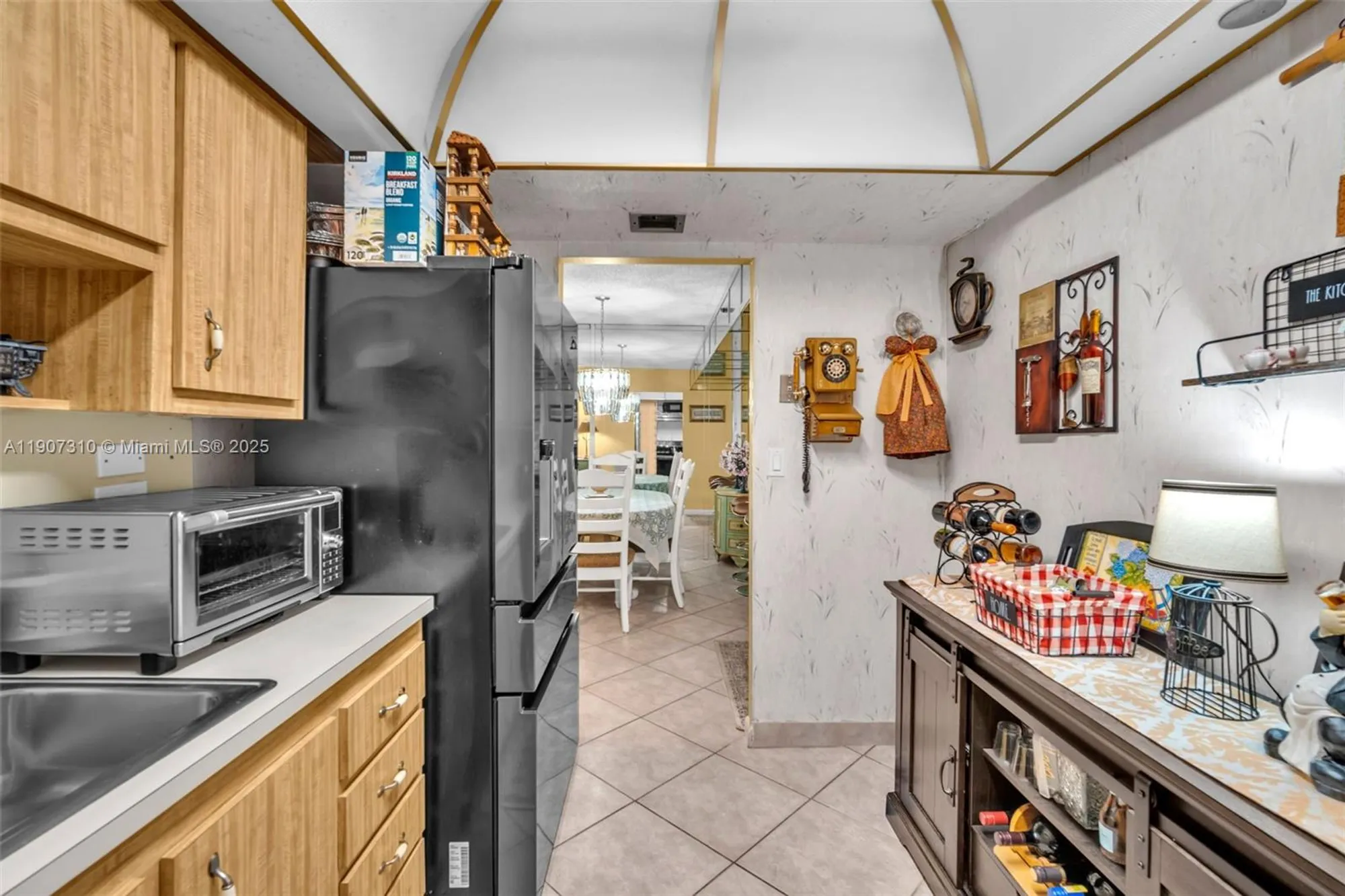 Property Slideshow image 7 of 18 | 900 saint charles pl ph 9, Pembroke Pines, FL, 33026