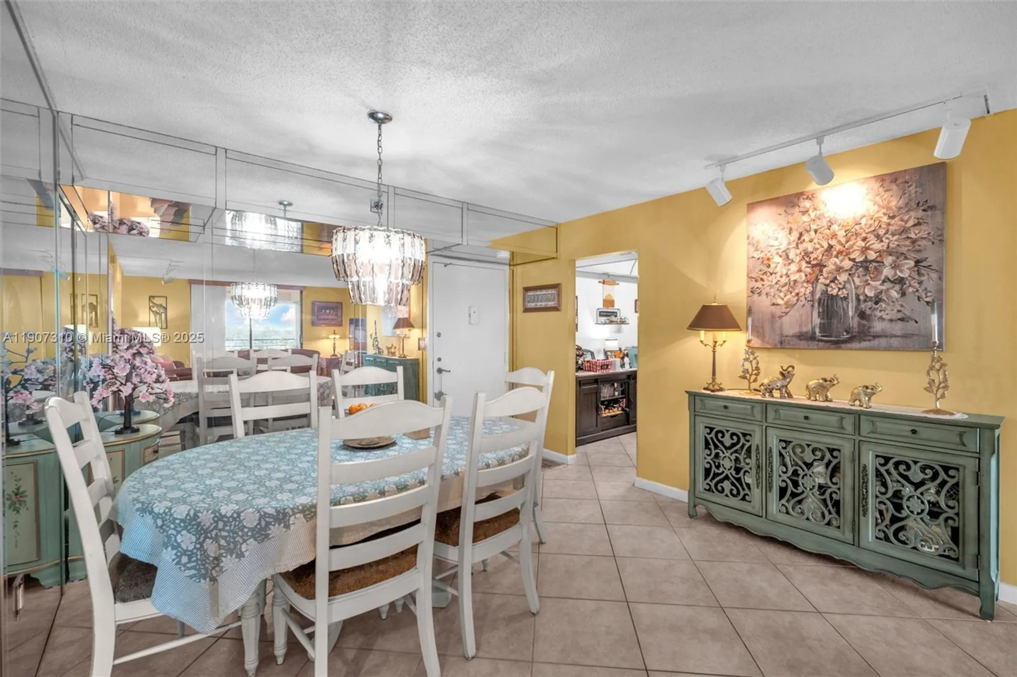 Property Slideshow image 8 of 18 | 900 saint charles pl ph 9, Pembroke Pines, FL, 33026