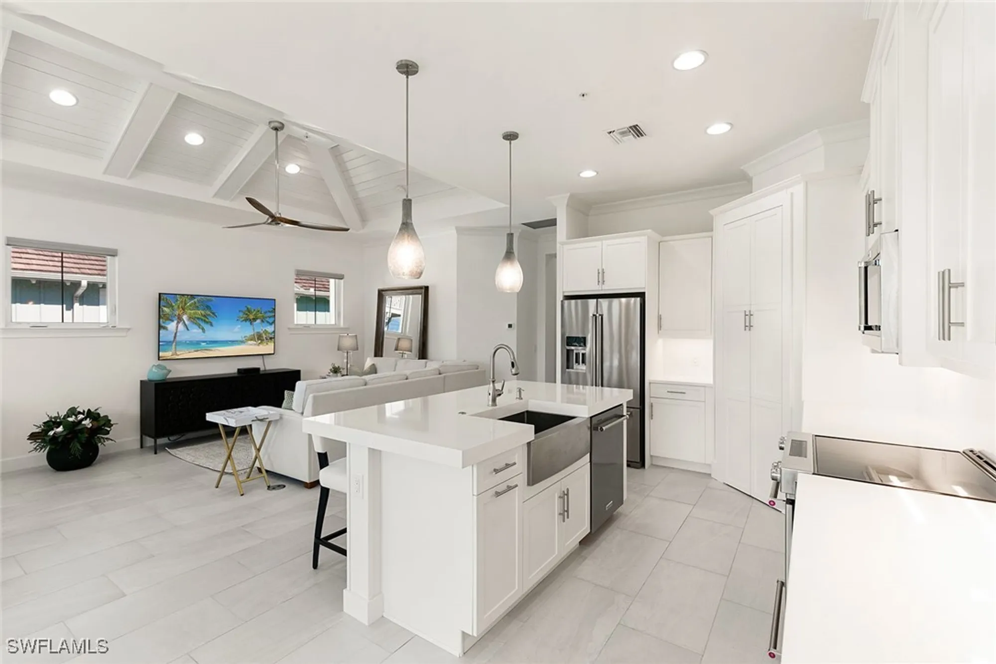 Property Slideshow image 14 of 46 | 6585 dominica dr unit 201, Naples, FL, 34113