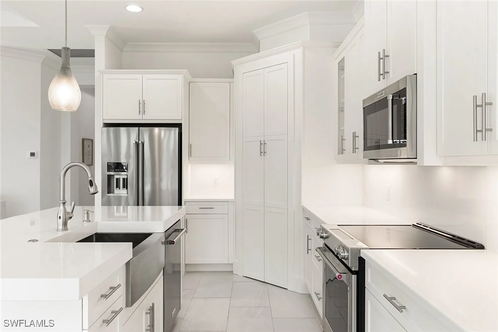 Property Slideshow image 15 of 46 | 6585 dominica dr unit 201, Naples, FL, 34113