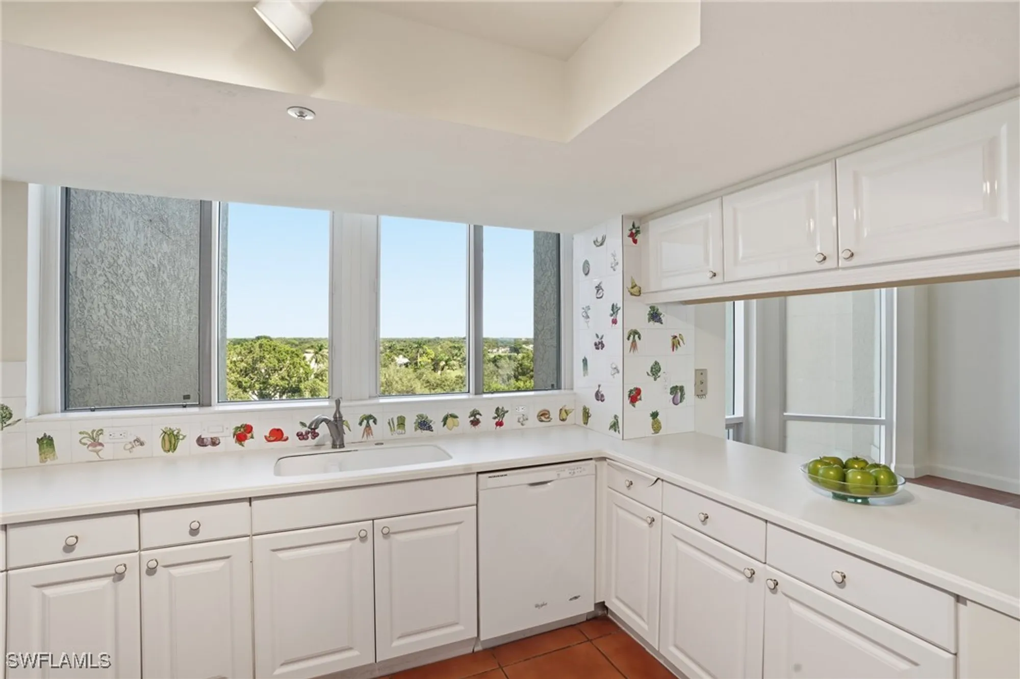 Property Slideshow image 14 of 45 | 6849 grenadier blvd 701, Naples, FL, 34108