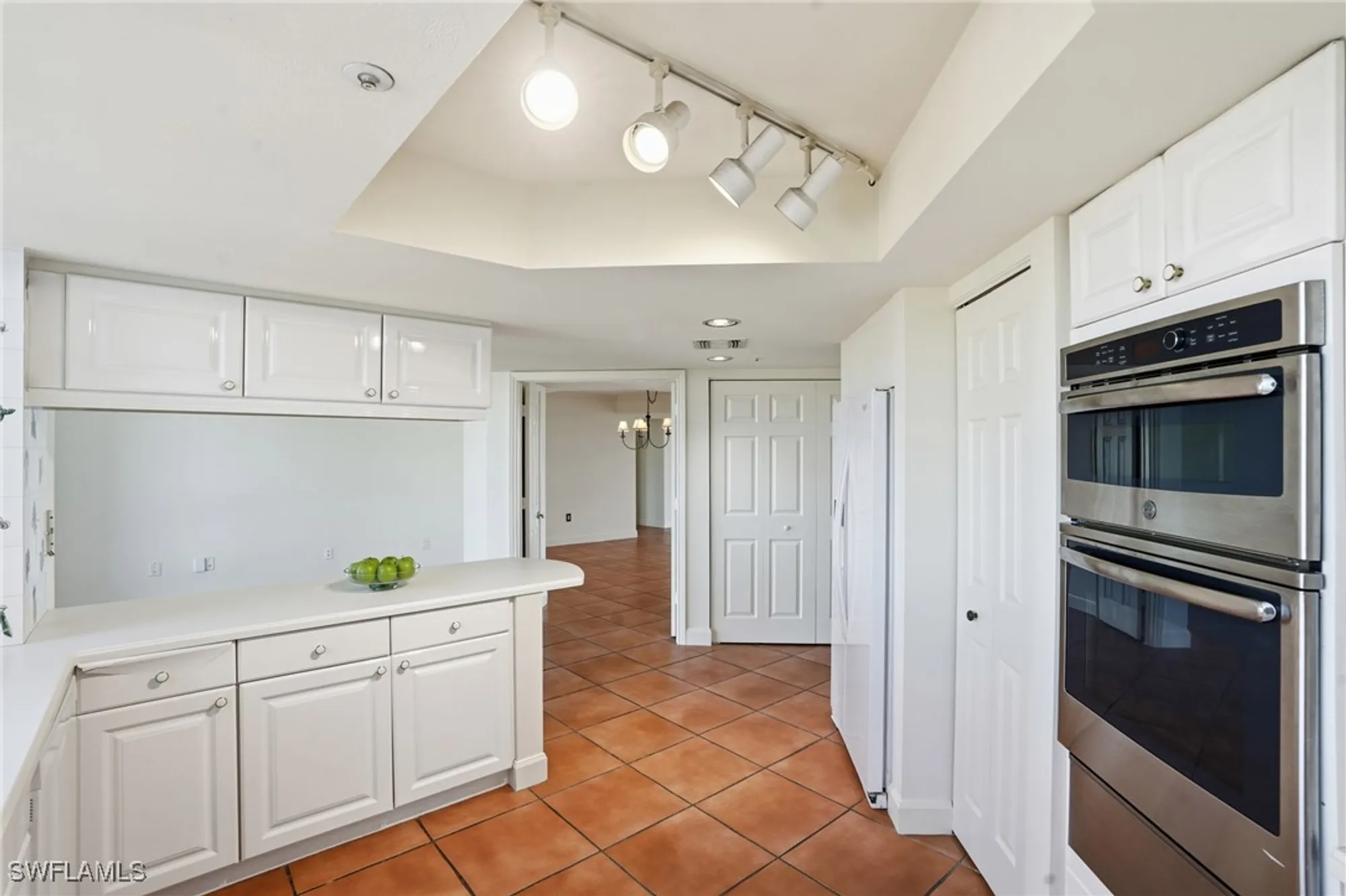 Property Slideshow image 17 of 45 | 6849 grenadier blvd 701, Naples, FL, 34108