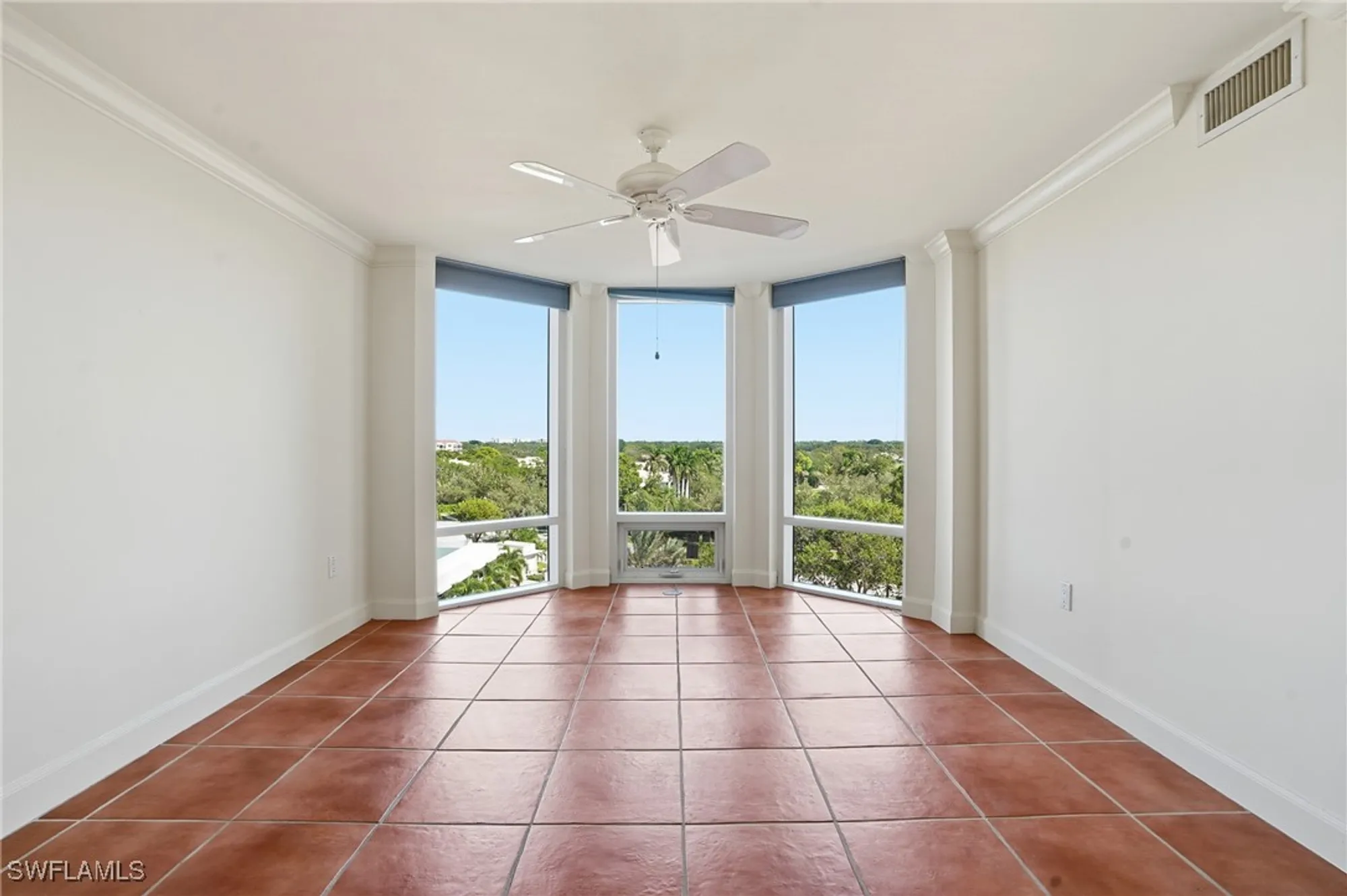 Property Slideshow image 27 of 45 | 6849 grenadier blvd 701, Naples, FL, 34108