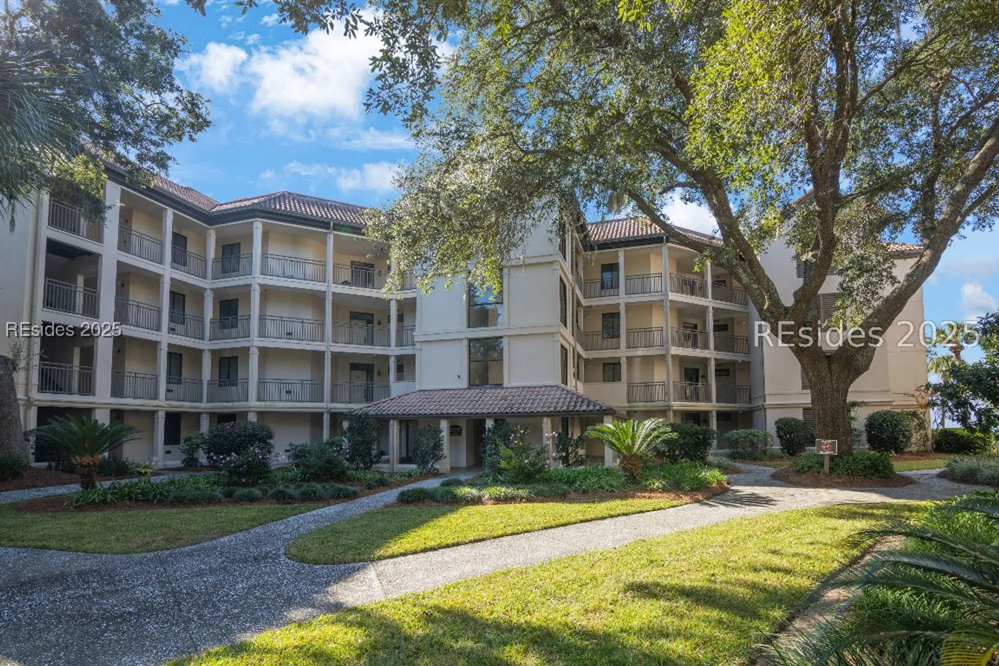 Property Slideshow image 28 of 58 | 6 village north dr 115, Hilton Head Island, SC, 29926