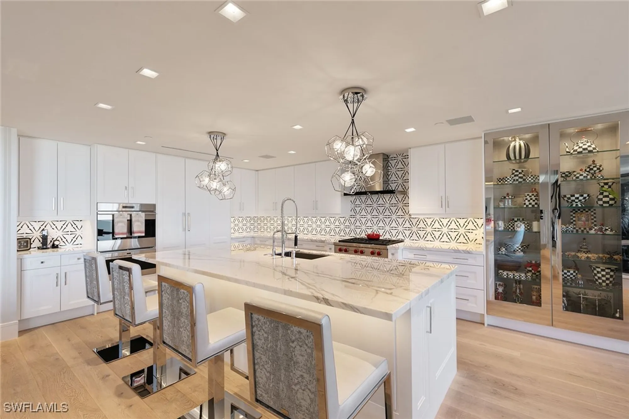 Property Slideshow image 12 of 50 | 6897 grenadier blvd 1202, Naples, FL, 34108