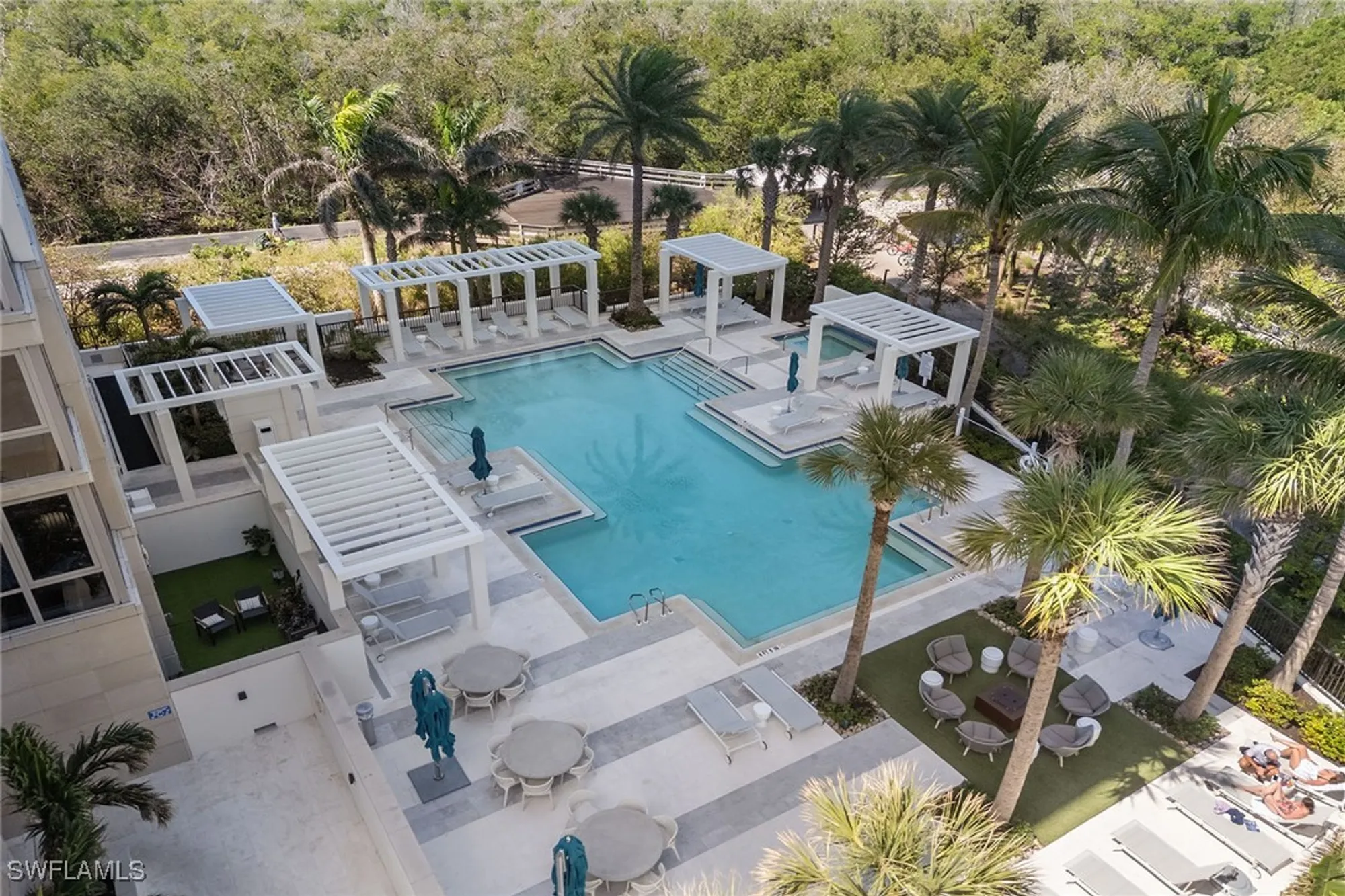 Property Slideshow image 44 of 50 | 6897 grenadier blvd 1202, Naples, FL, 34108