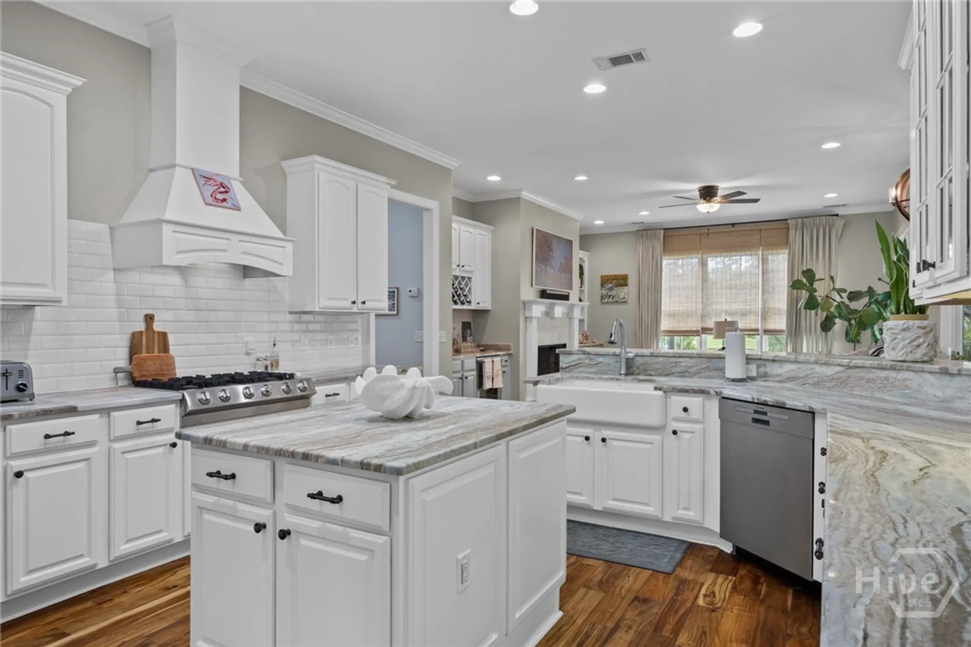 Property Slideshow image 21 of 50 | 107 waterway dr, Savannah, GA, 31411