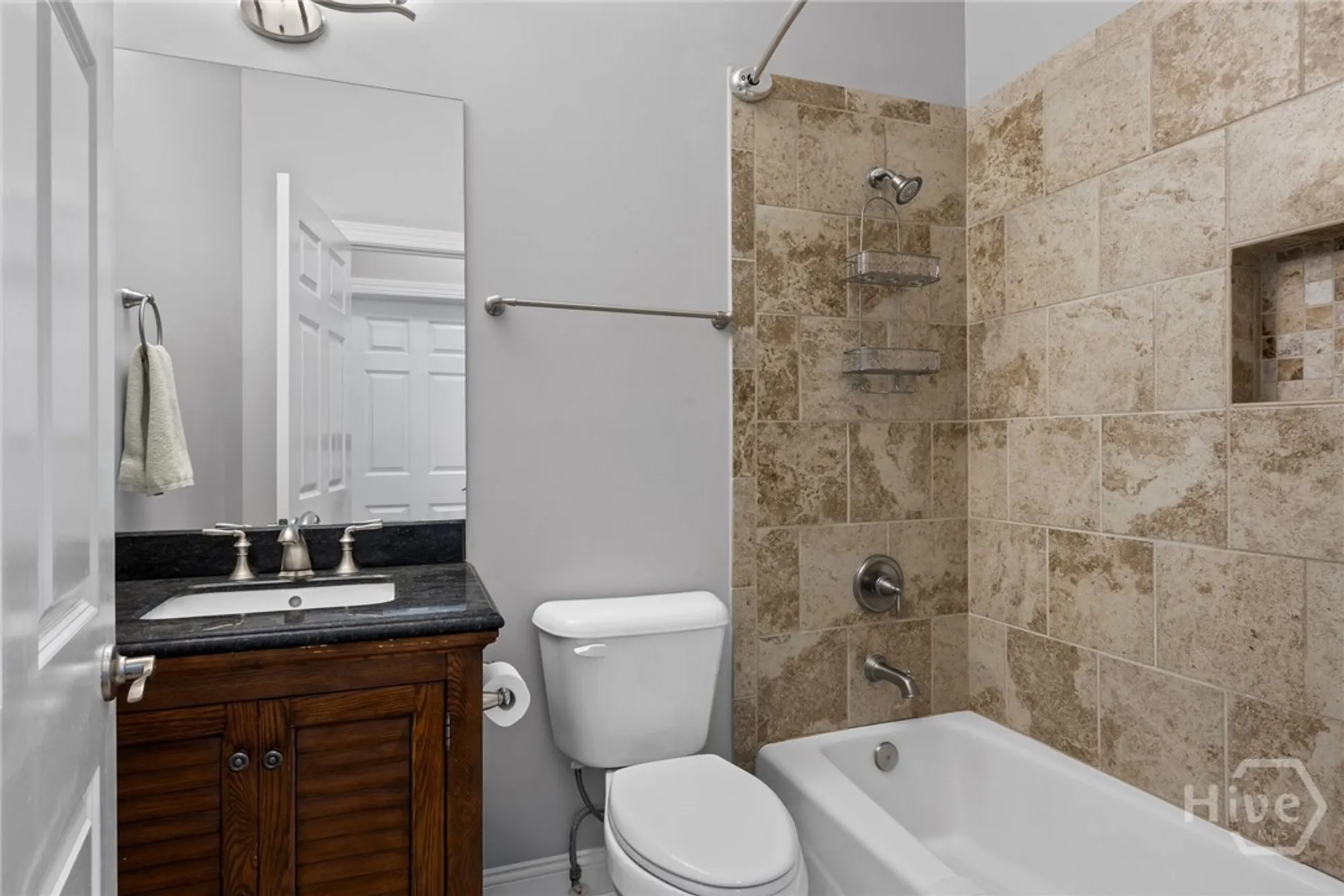 Property Slideshow image 38 of 50 | 107 waterway dr, Savannah, GA, 31411