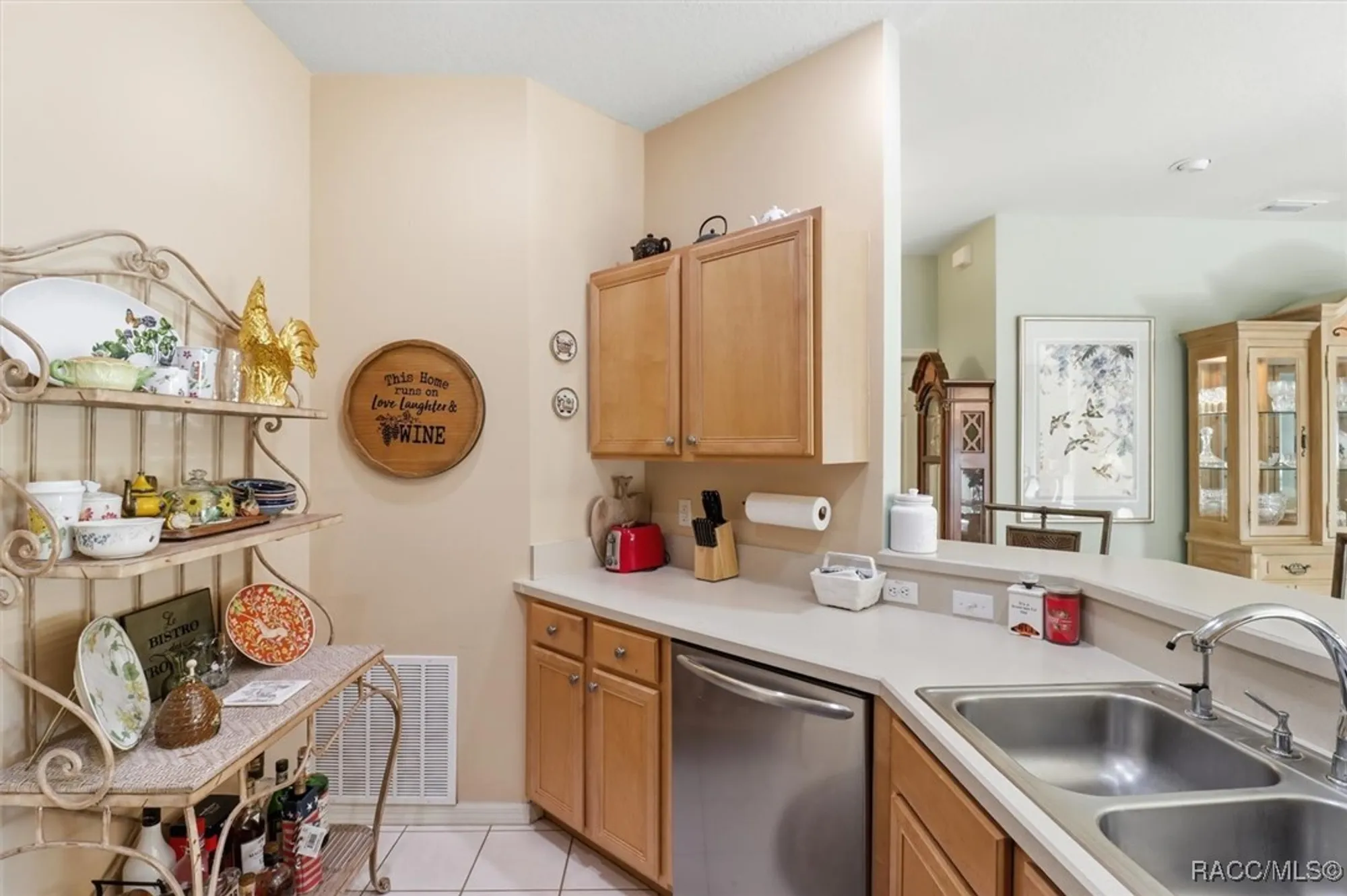 Property Slideshow image 14 of 48 | 2299 n brentwood cir, Lecanto, FL, 34461
