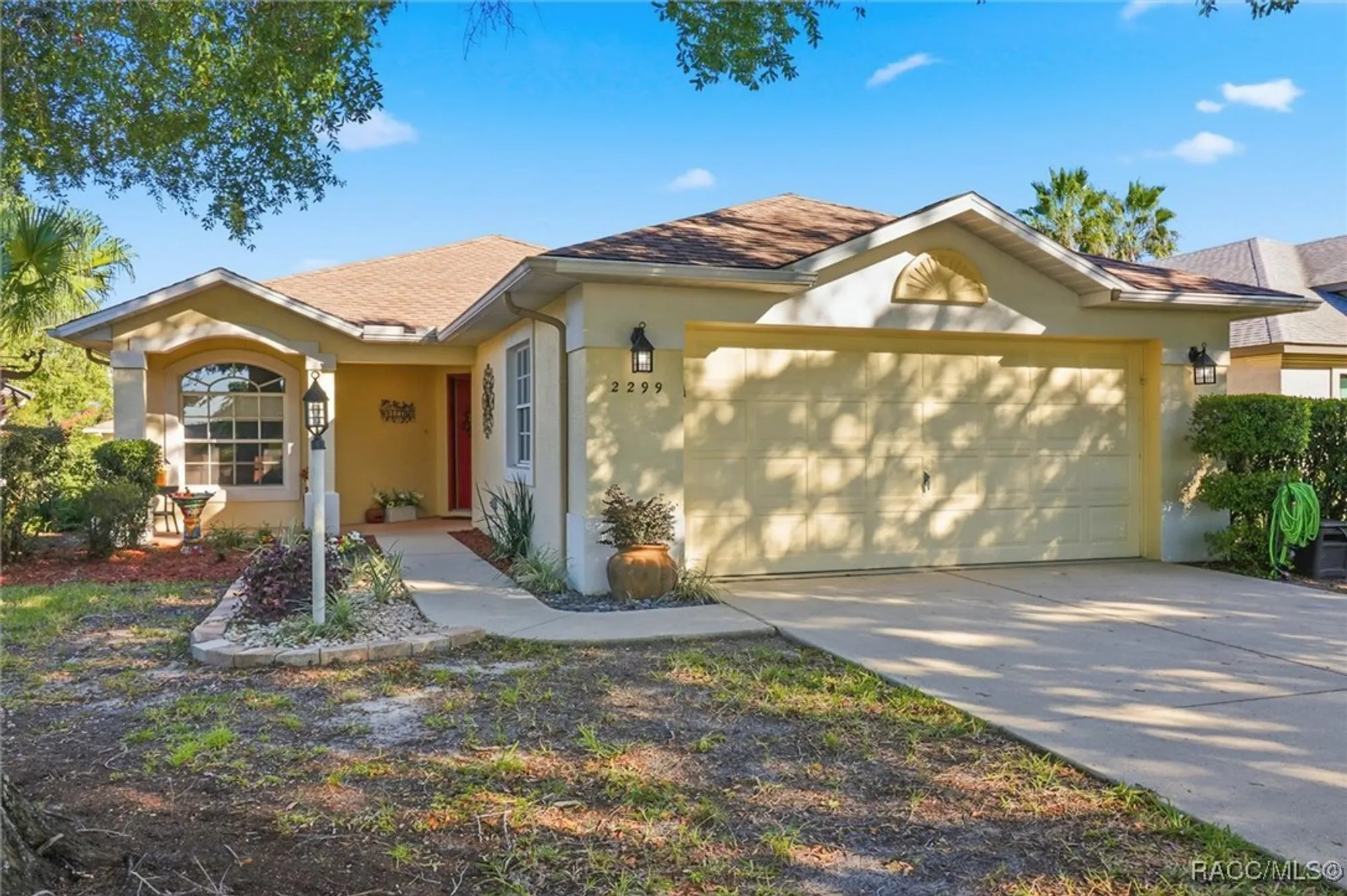 Property Slideshow image 2 of 48 | 2299 n brentwood cir, Lecanto, FL, 34461