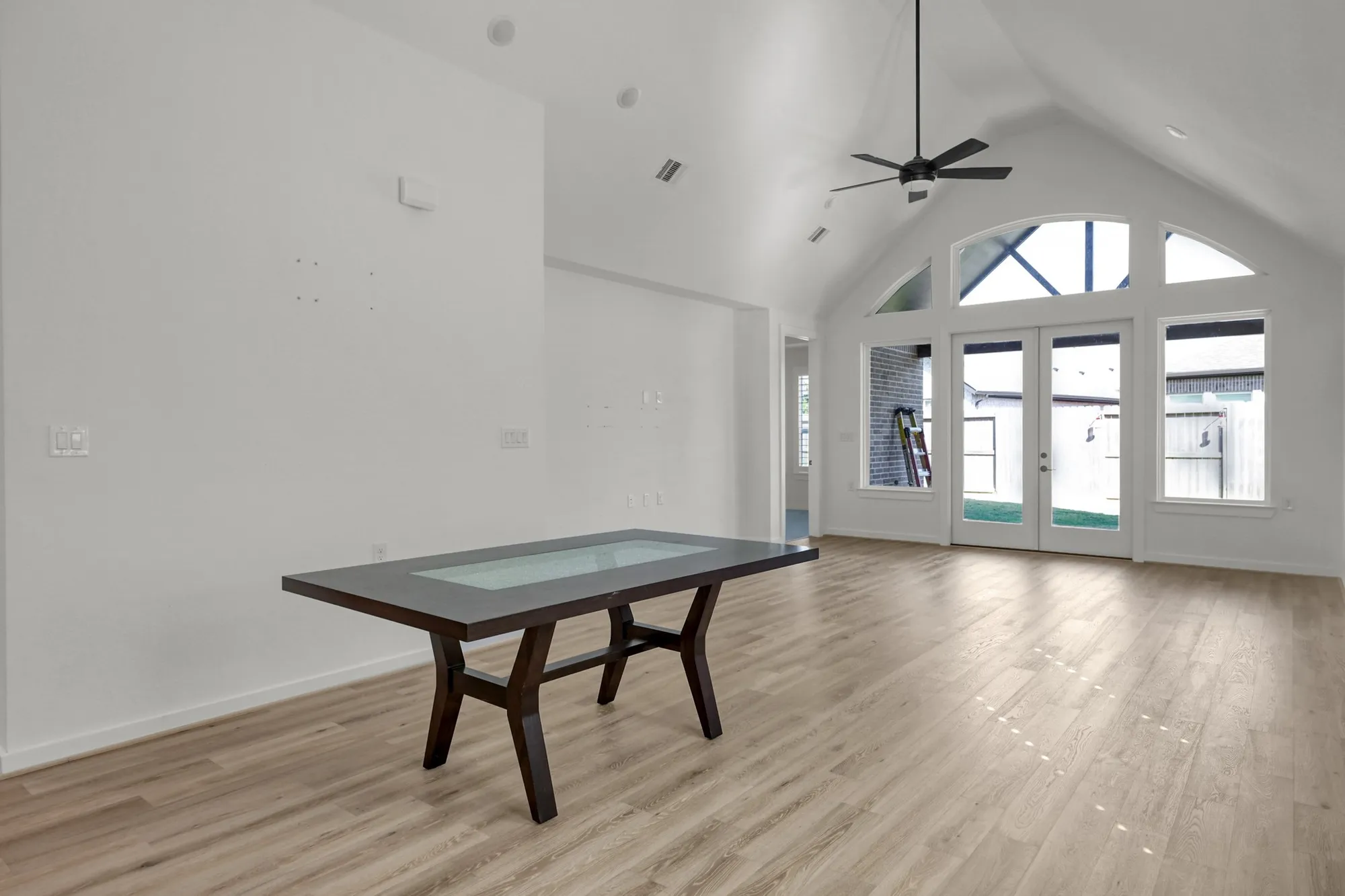 Property Slideshow image 11 of 39 | 18818 sweetwater springs dr, Cypress, TX, 77433