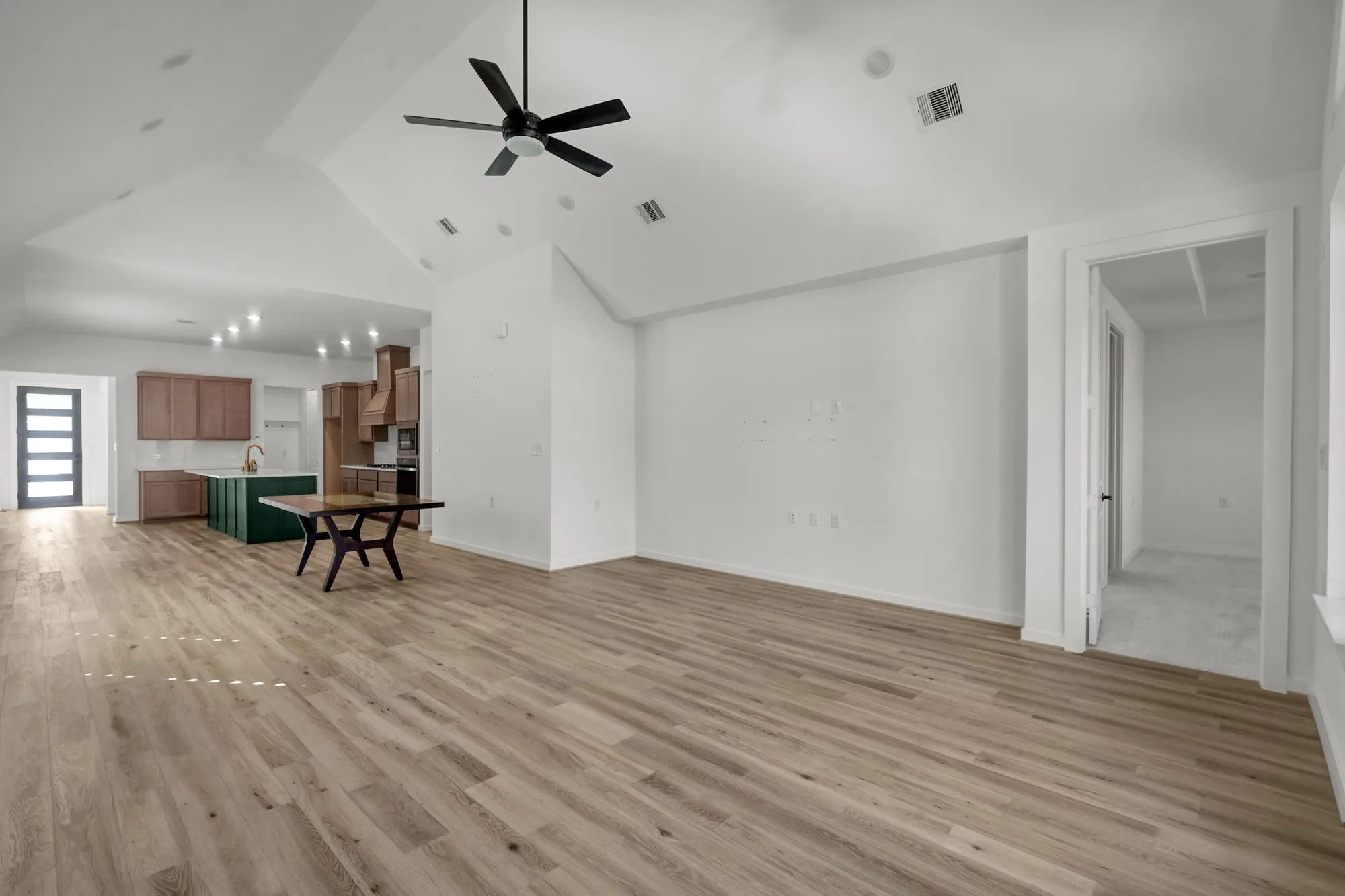 Property Slideshow image 13 of 39 | 18818 sweetwater springs dr, Cypress, TX, 77433