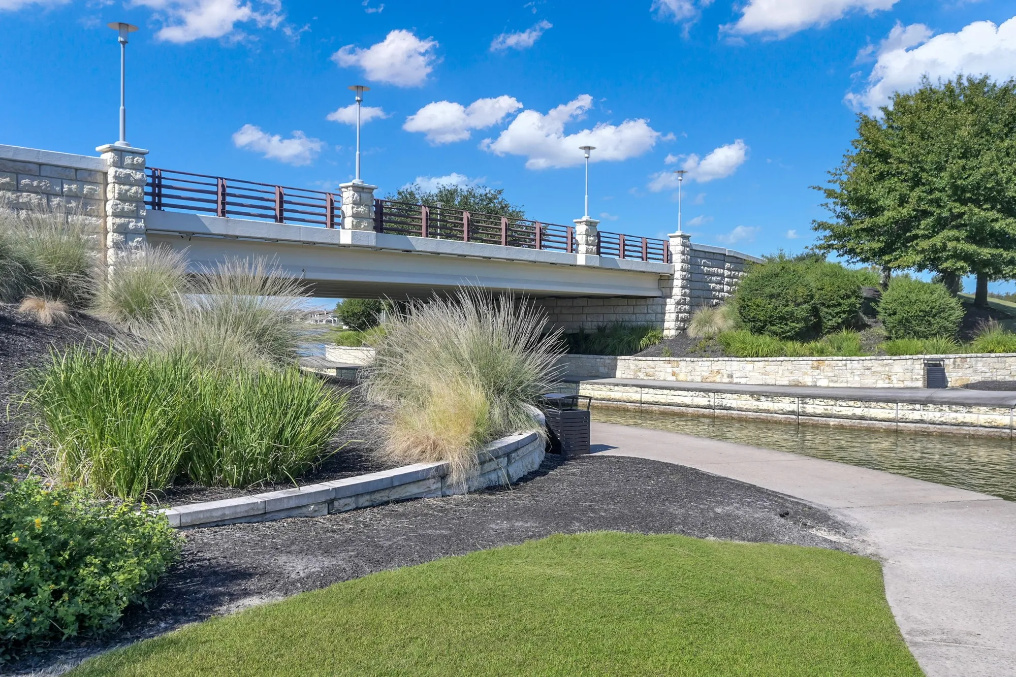 Property Slideshow image 36 of 39 | 18818 sweetwater springs dr, Cypress, TX, 77433