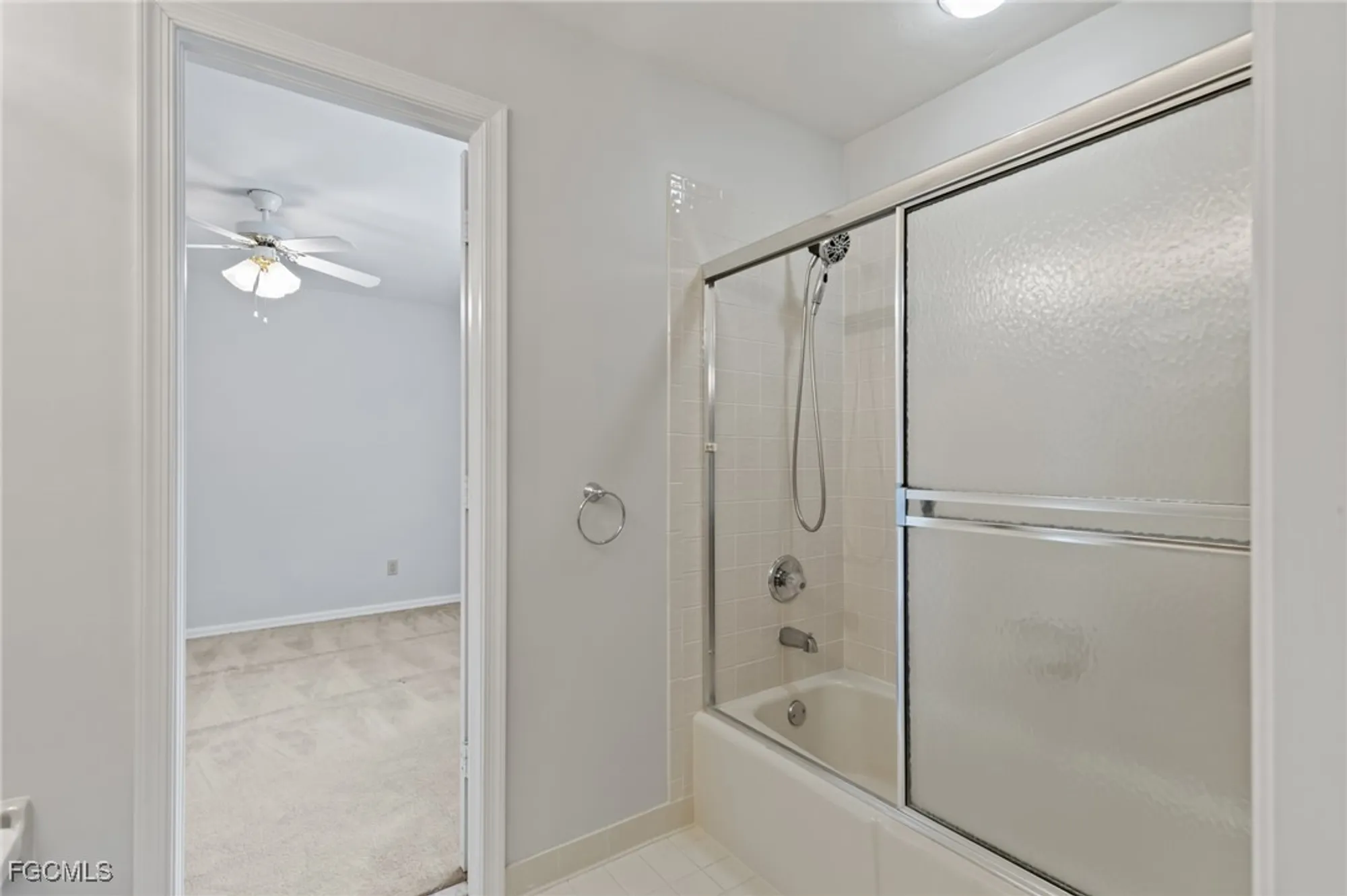 Property Slideshow image 26 of 35 | 27163 kindlewood ln, Bonita Springs, FL, 34134