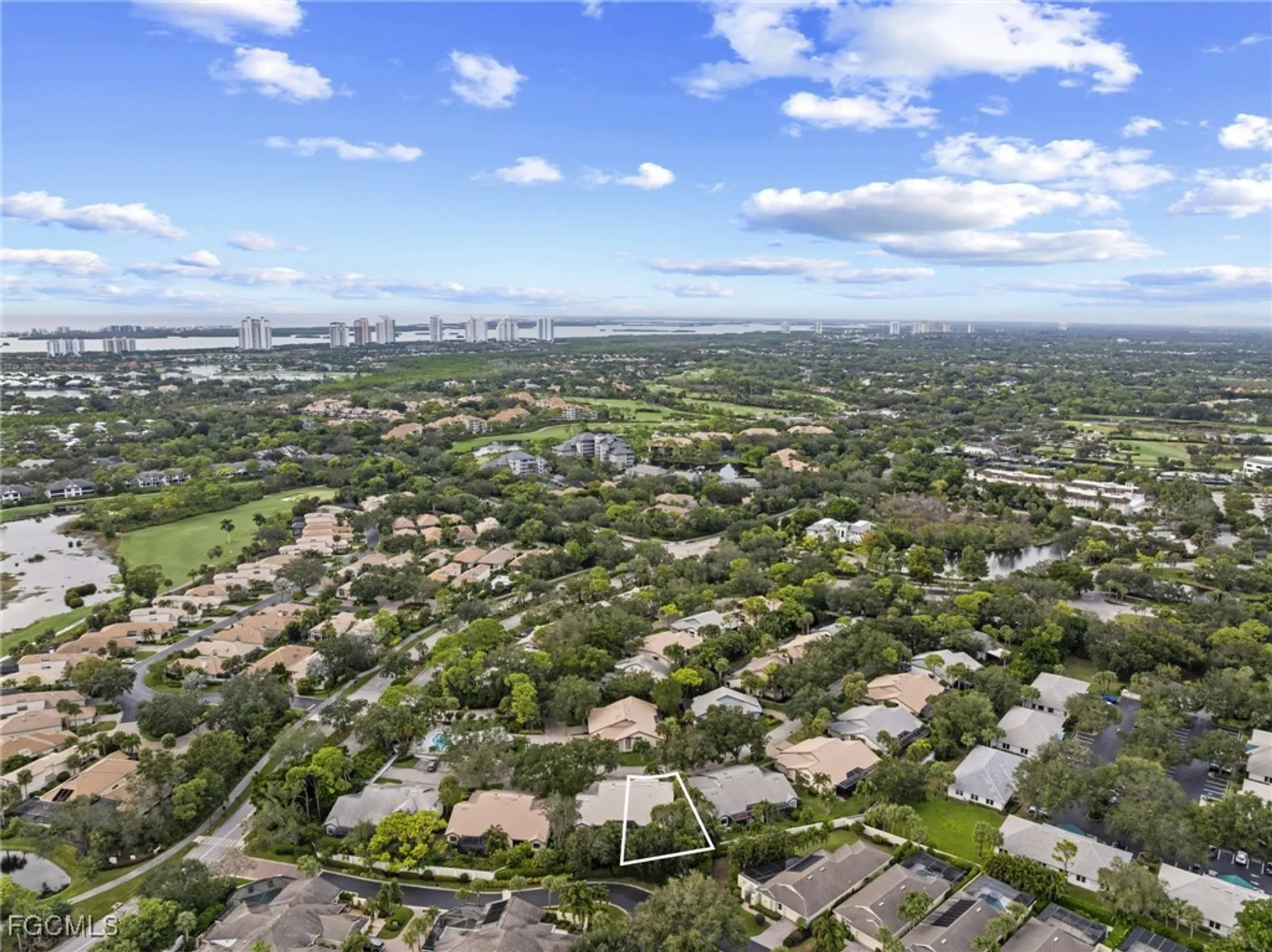 Property Slideshow image 34 of 35 | 27163 kindlewood ln, Bonita Springs, FL, 34134