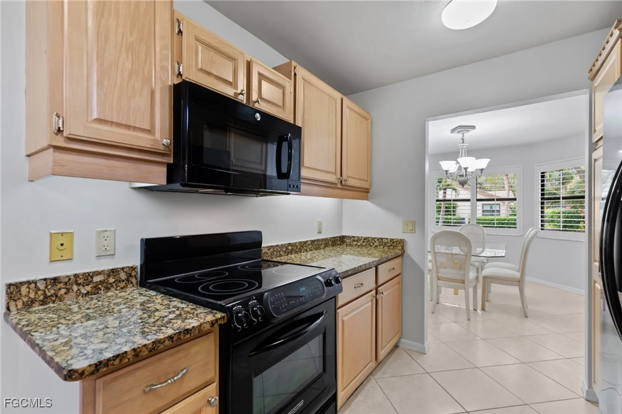 Property Slideshow image 9 of 35 | 27163 kindlewood ln, Bonita Springs, FL, 34134