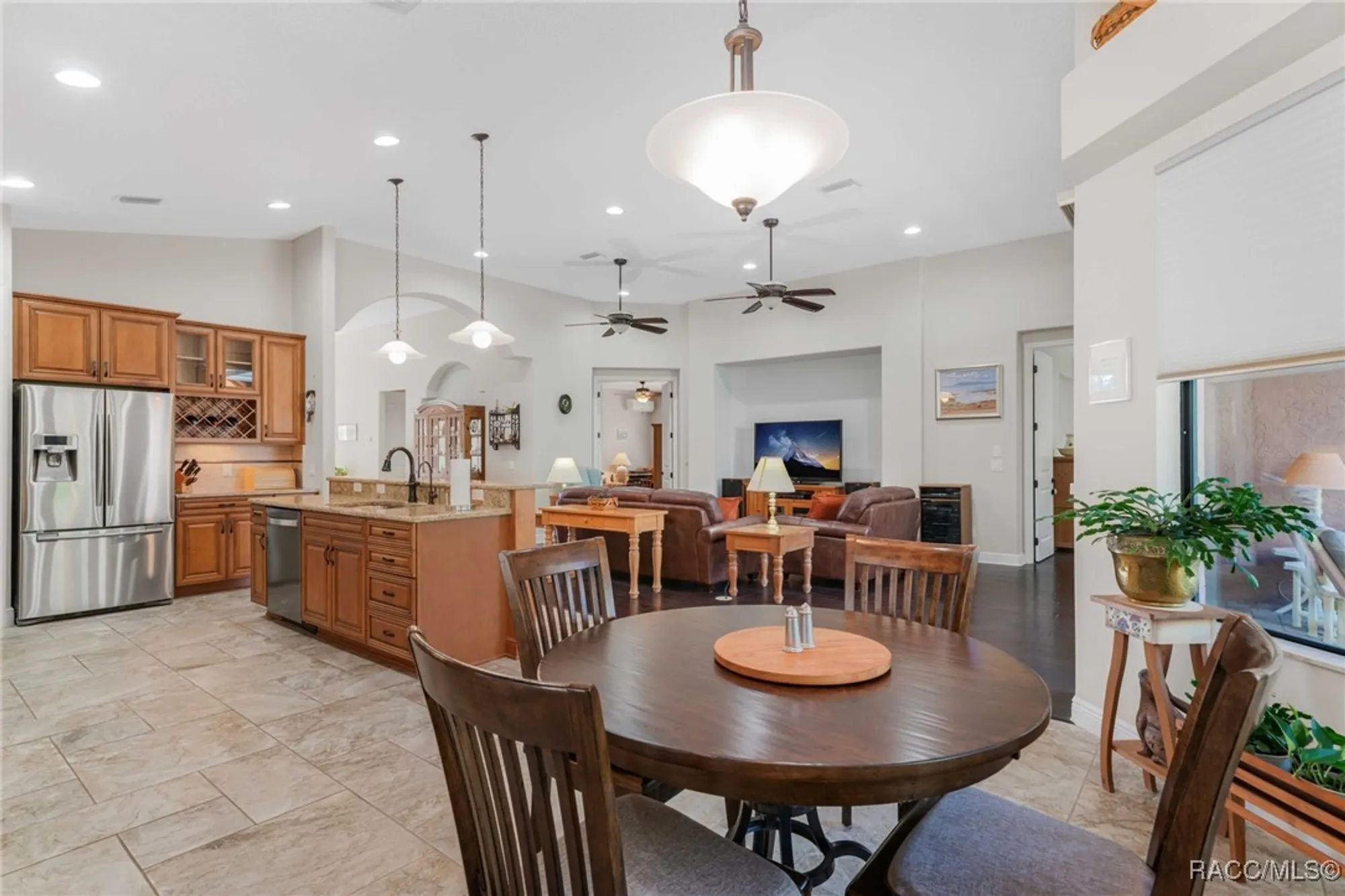Property Slideshow image 18 of 69 | 997 w skyview landings dr, Hernando, FL, 34442
