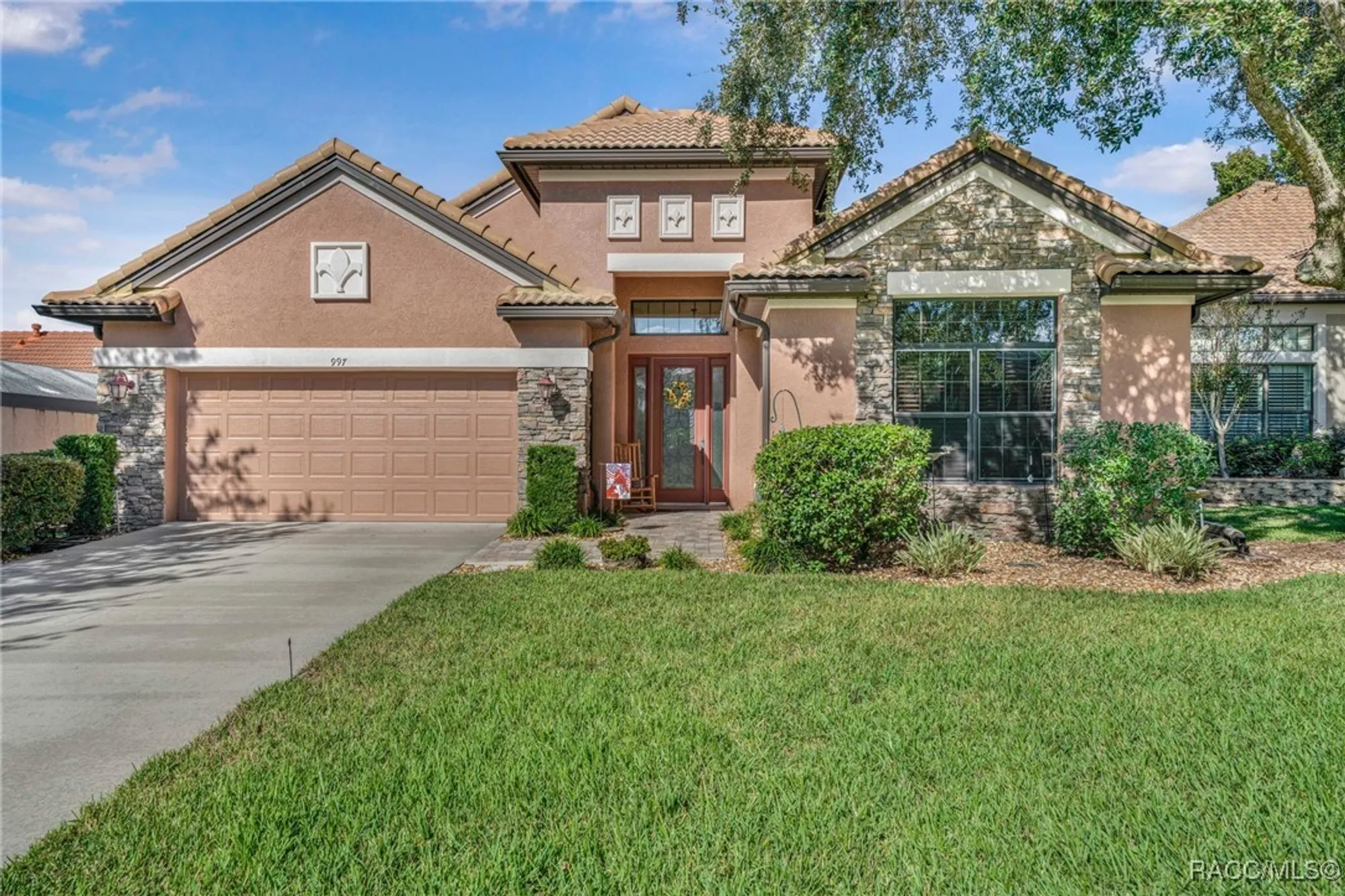 Property Slideshow image 1 of 69 | 997 w skyview landings dr, Hernando, FL, 34442