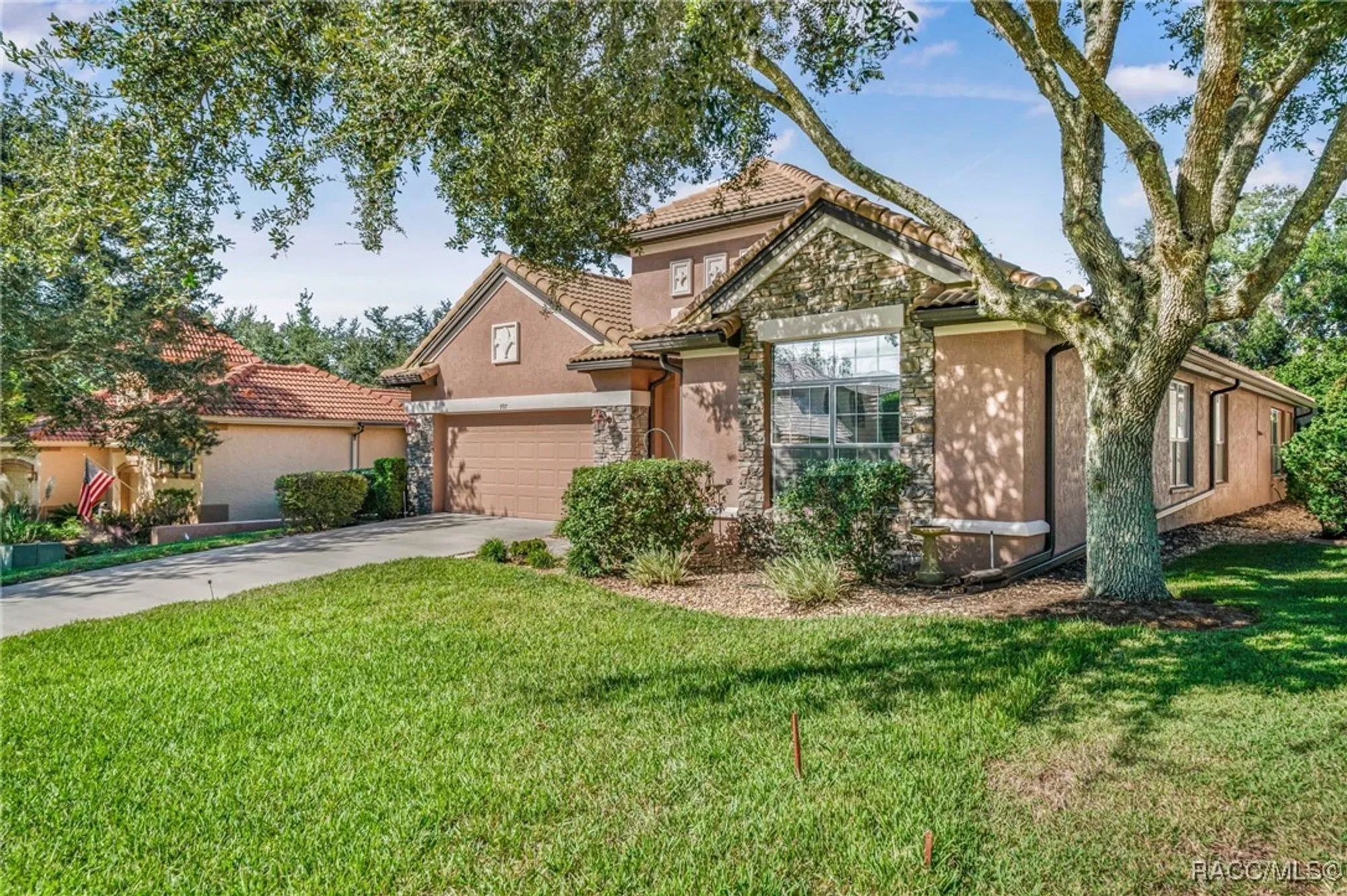 Property Slideshow image 4 of 69 | 997 w skyview landings dr, Hernando, FL, 34442