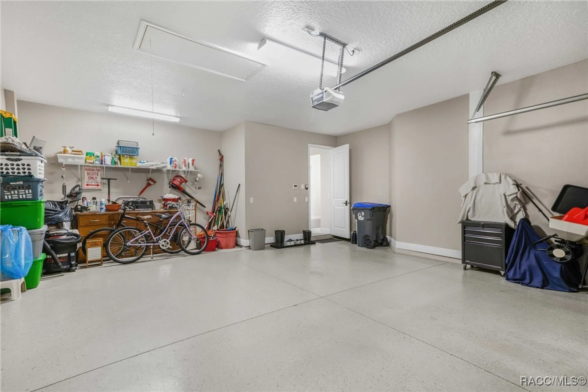 Property Slideshow image 40 of 69 | 997 w skyview landings dr, Hernando, FL, 34442