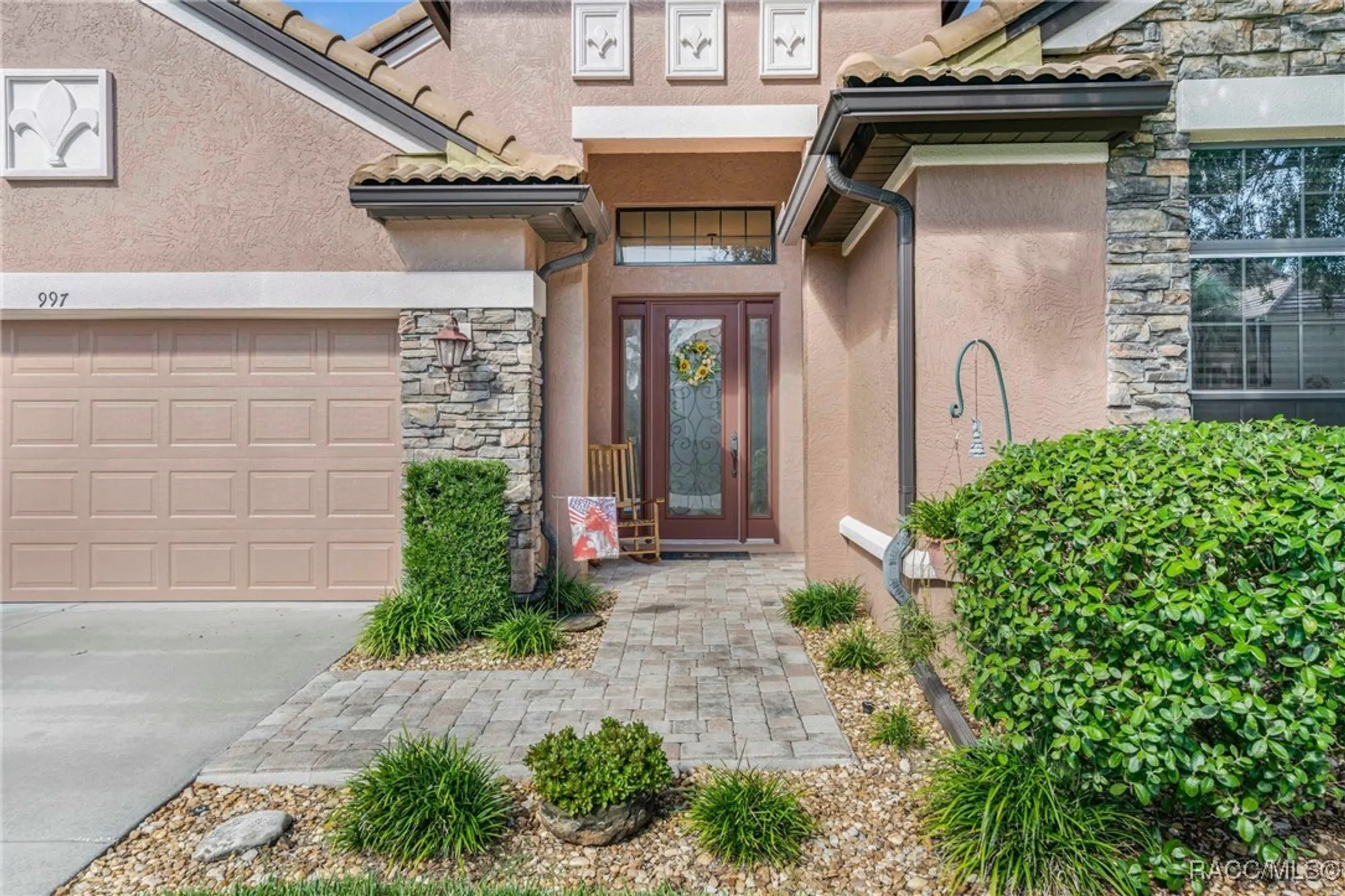 Property Slideshow image 5 of 69 | 997 w skyview landings dr, Hernando, FL, 34442