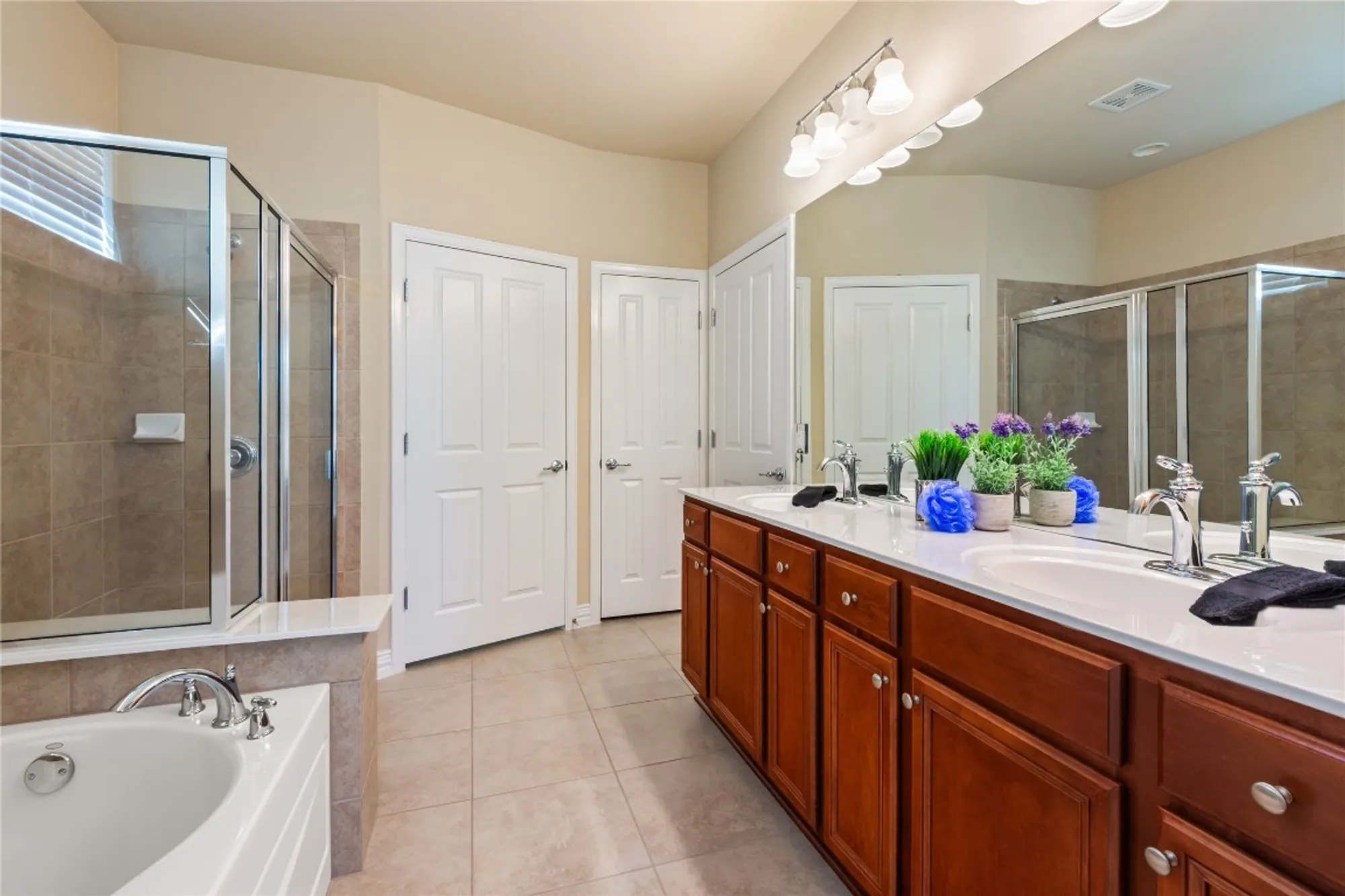 Property Slideshow image 16 of 24 | 106 trinity ln, Georgetown, TX, 78633